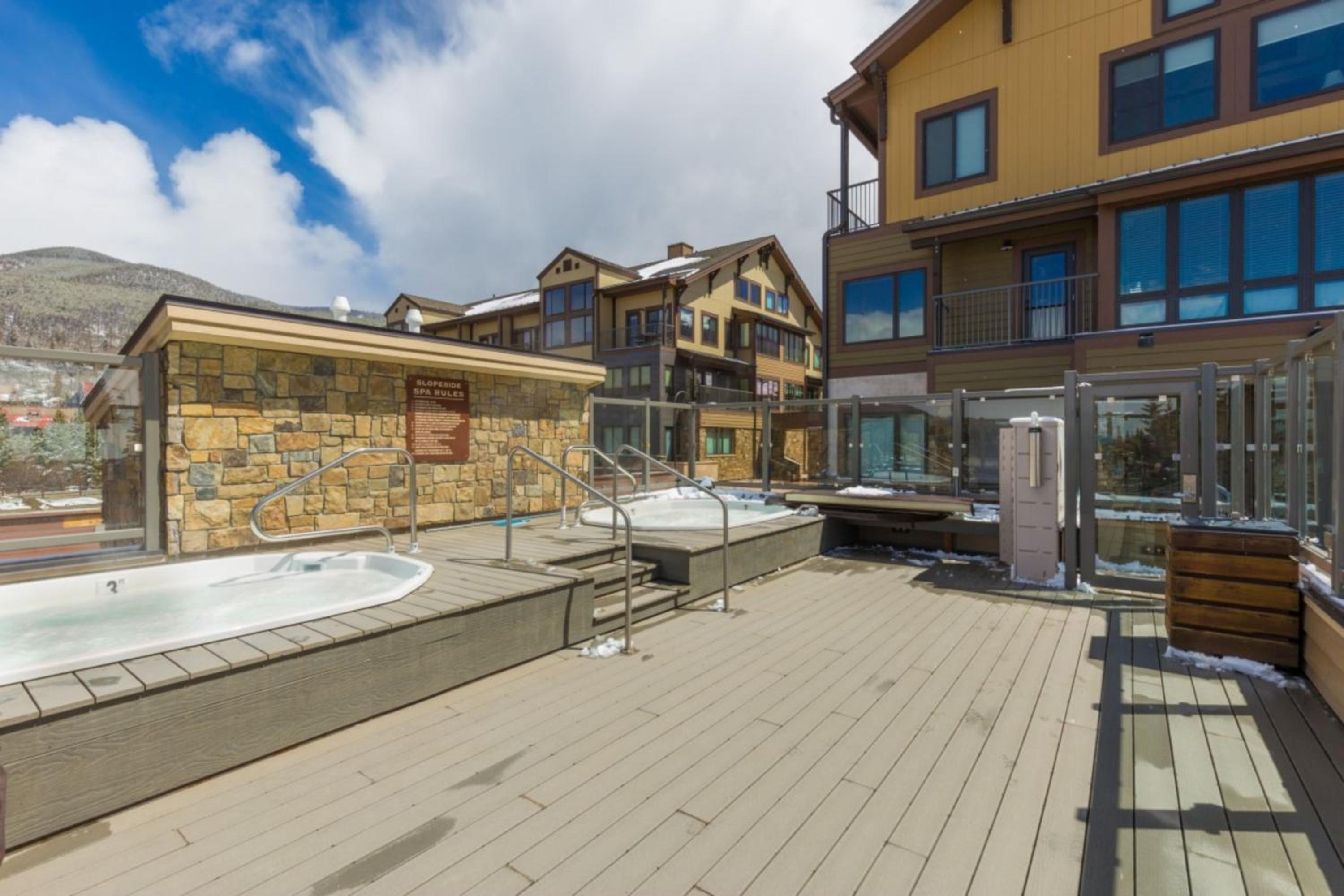 Slopeside by Summit County Mountain Retreats