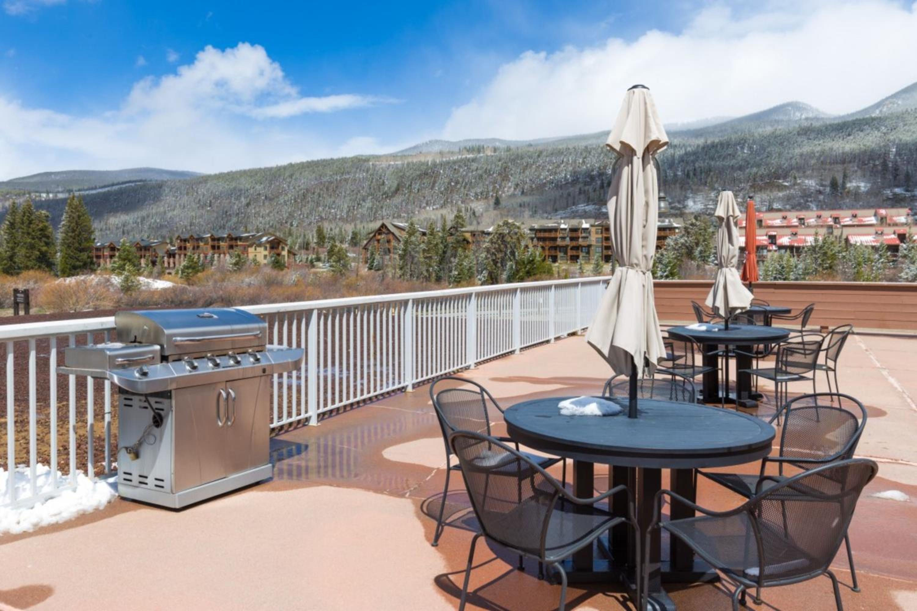 Slopeside by Summit County Mountain Retreats