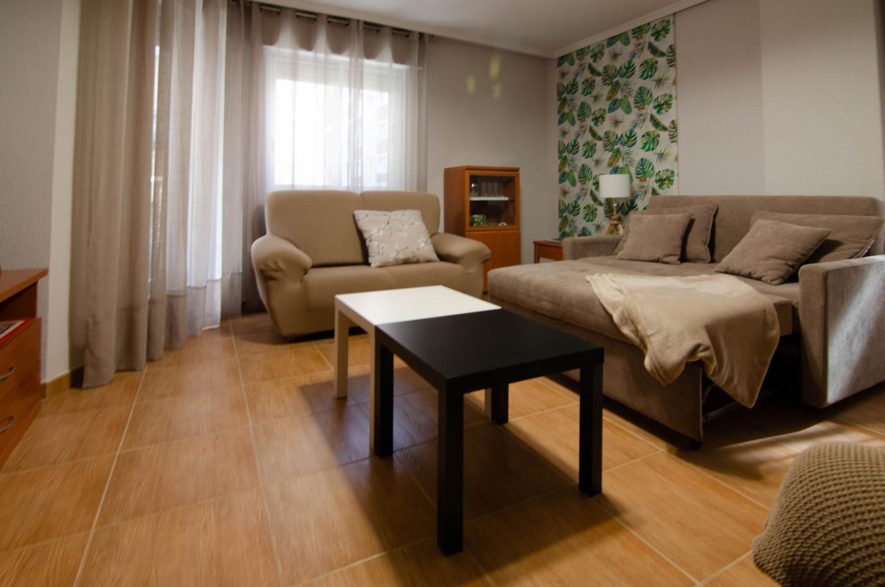 Vut. GALERIA DEL OESTE