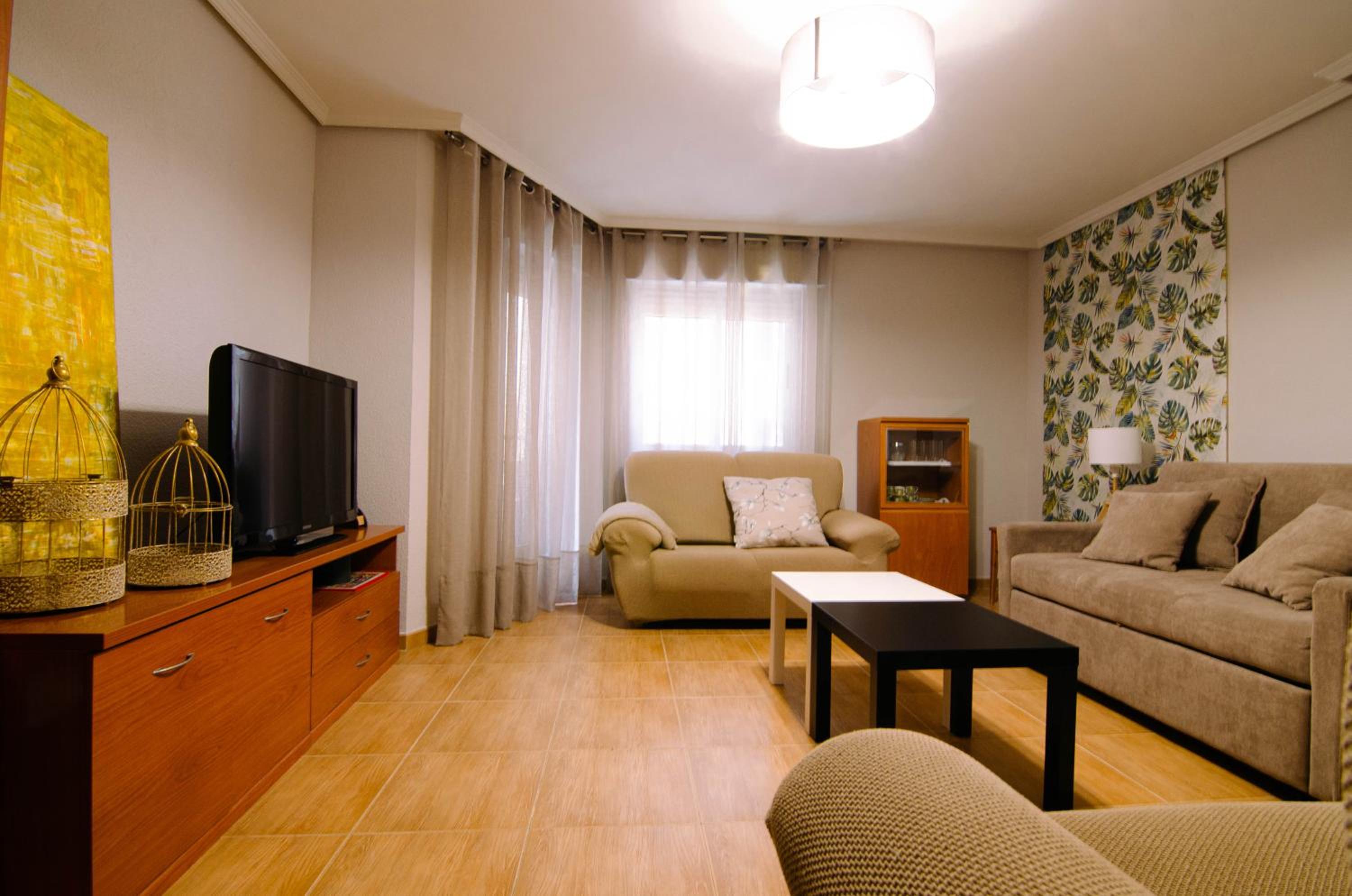 Vut. GALERIA DEL OESTE