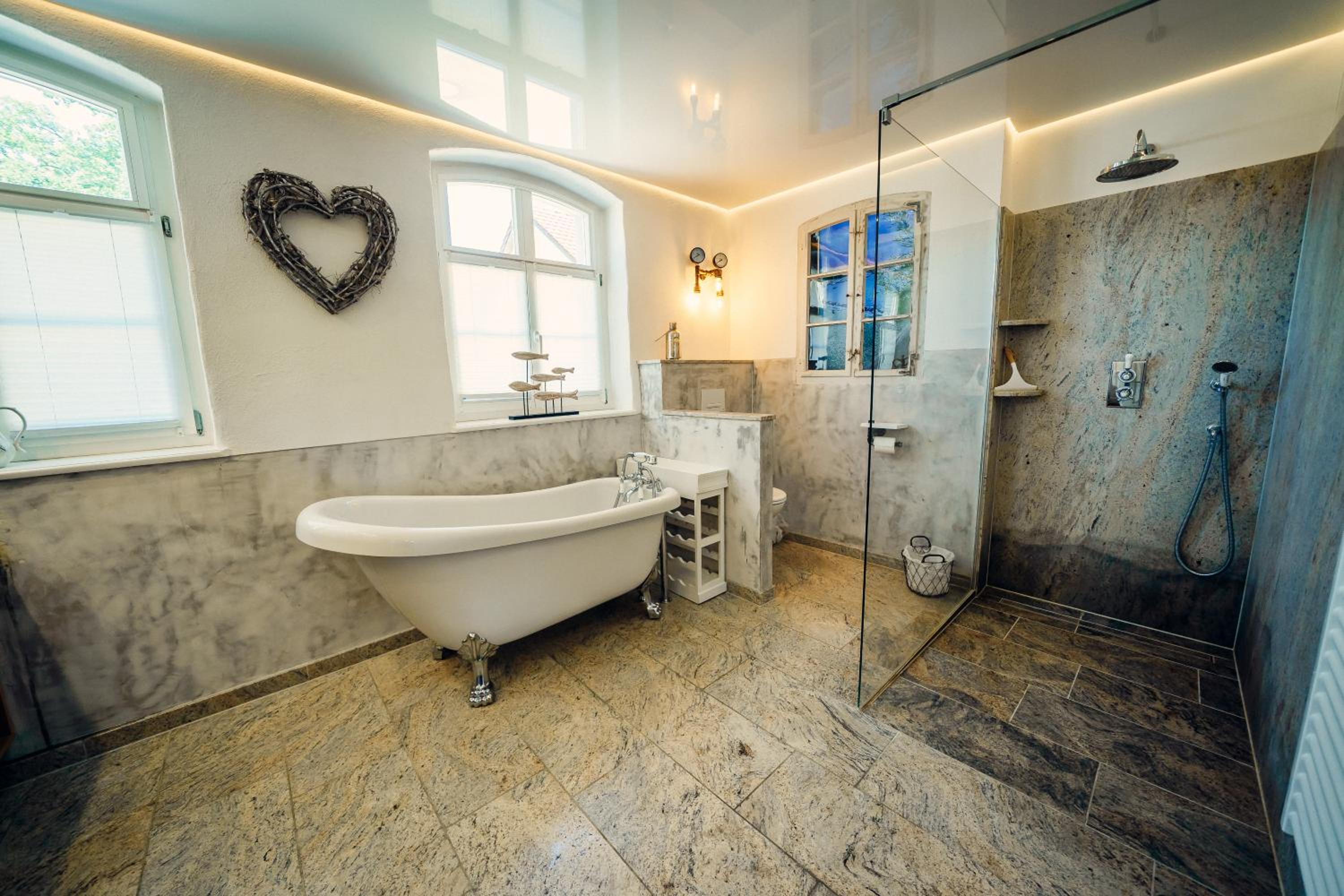 Alte Schmiede mit Sauna, Pool und Whirpool im Außenbereich schönstes Ferienhaus der Lausitz