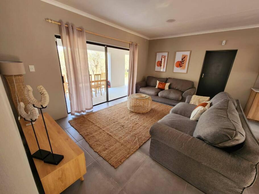 2 Bedroom Bush Villa close to the Kruger view 4