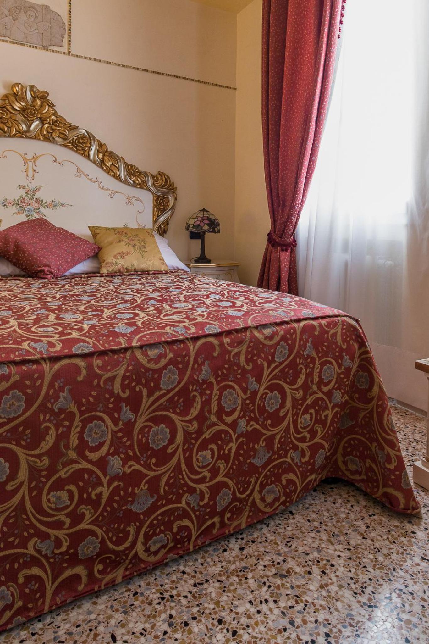 Venice Inn
