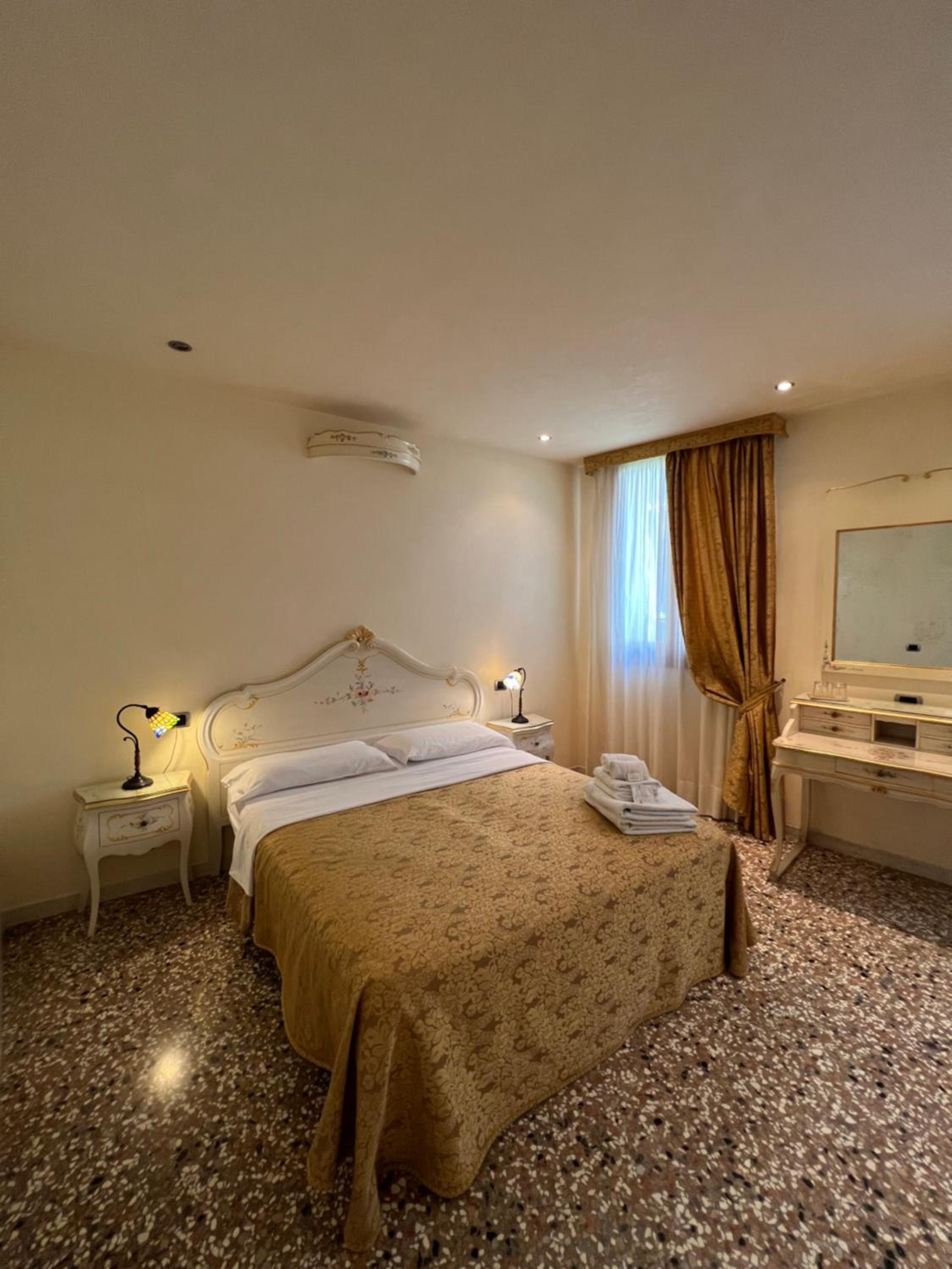 Venice Inn