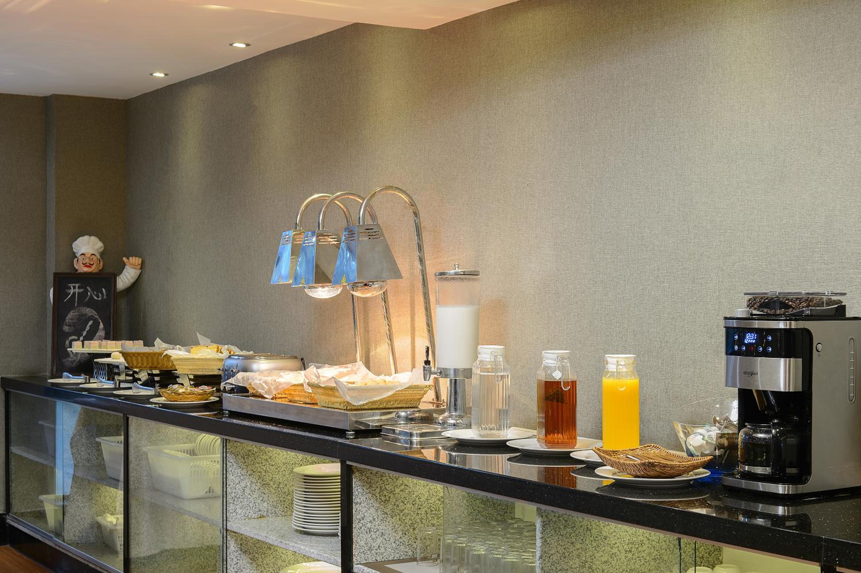 Foshan Rezen Select Pasonda Hotel