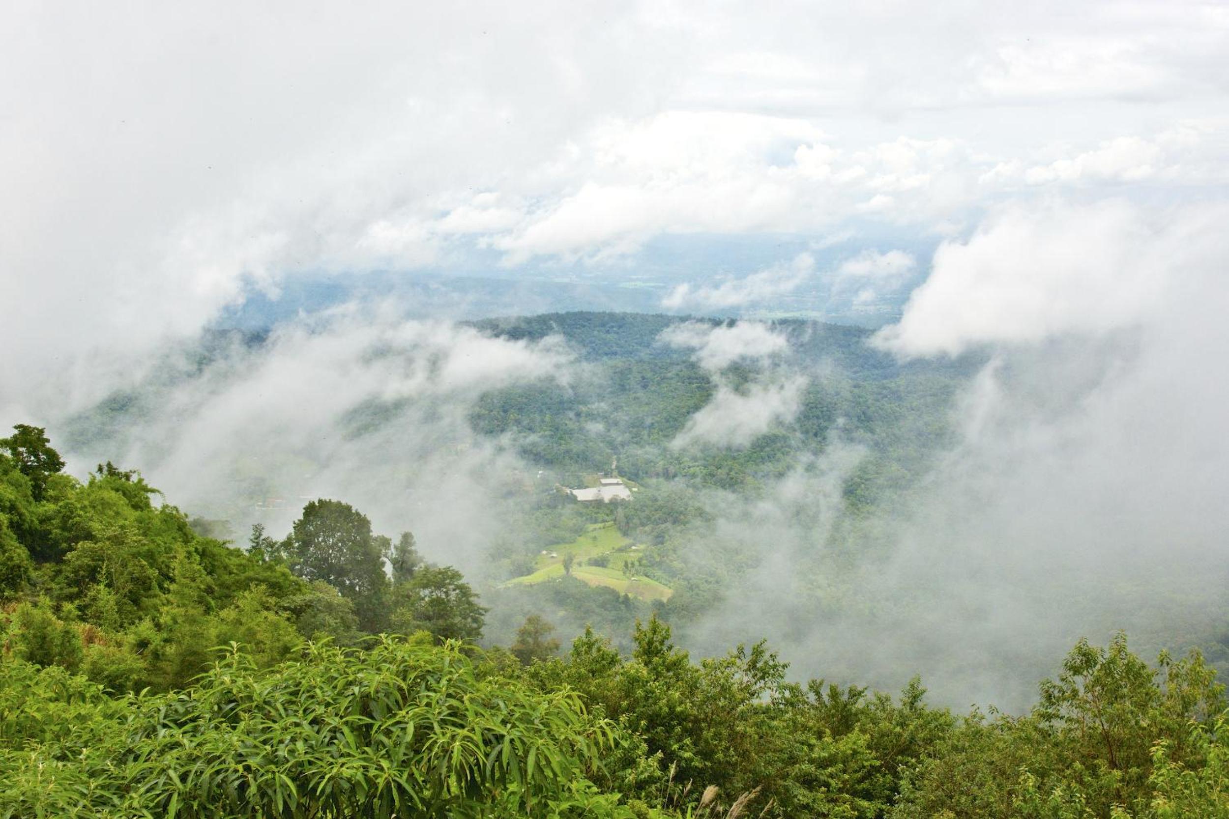 Hmong Hilltribe Lodge
