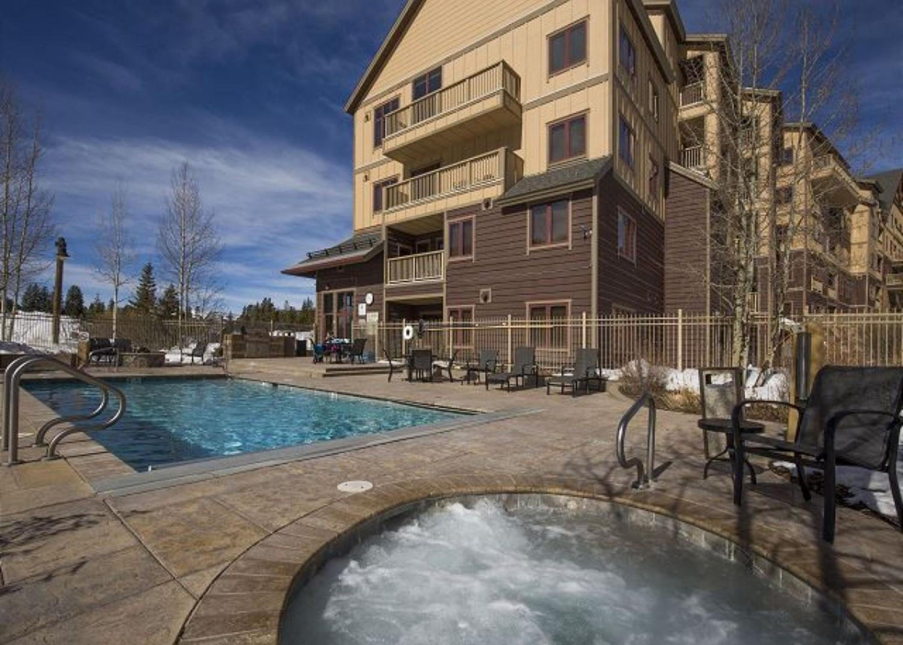 Red Hawk Townhomes by Summit County Mountain Retreats view 2