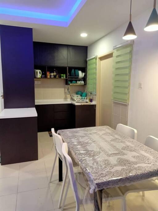Debayu Homestay with Free Parking at Setia Alam photo 5