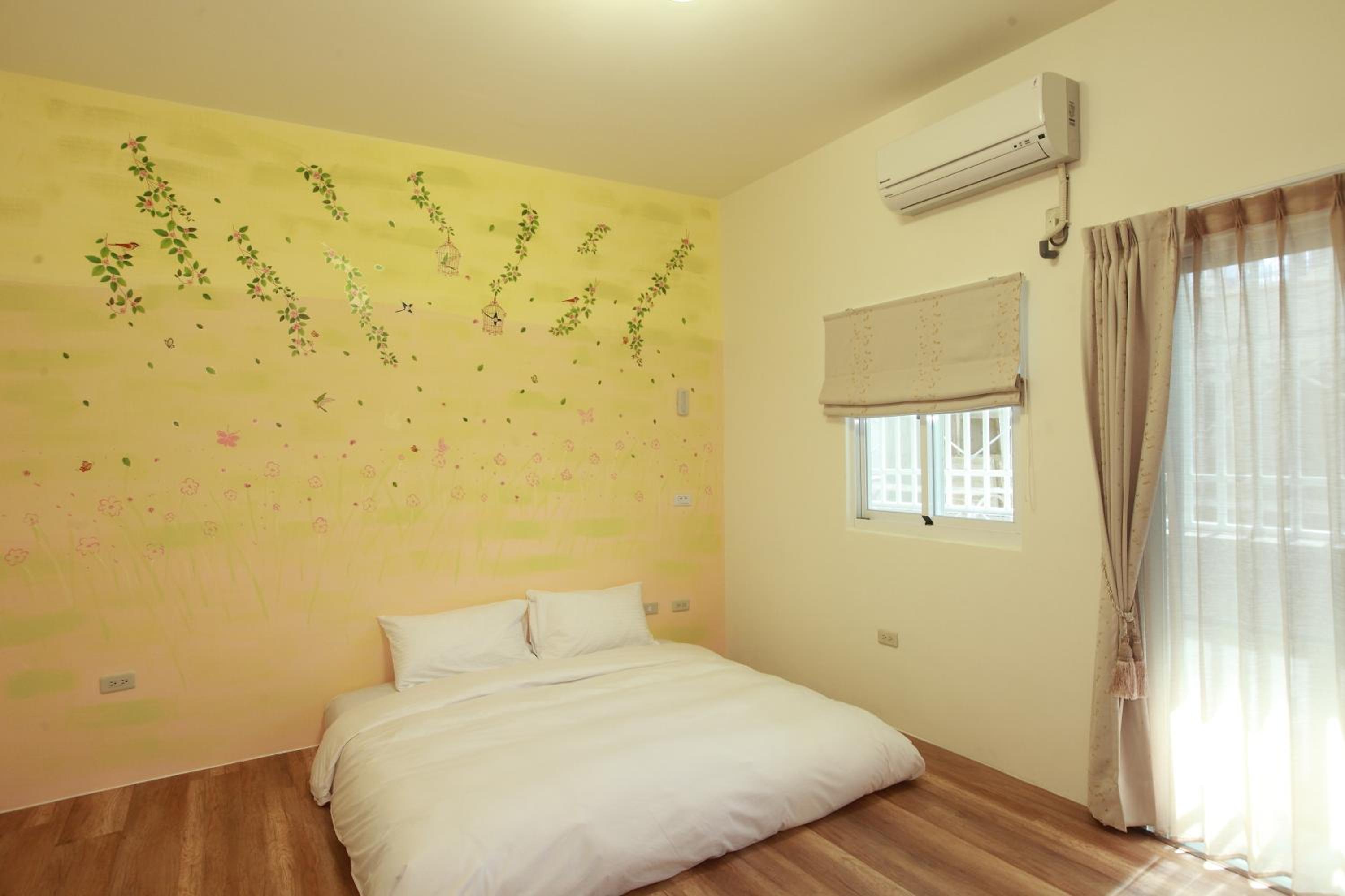 Dali Moonlight B&B