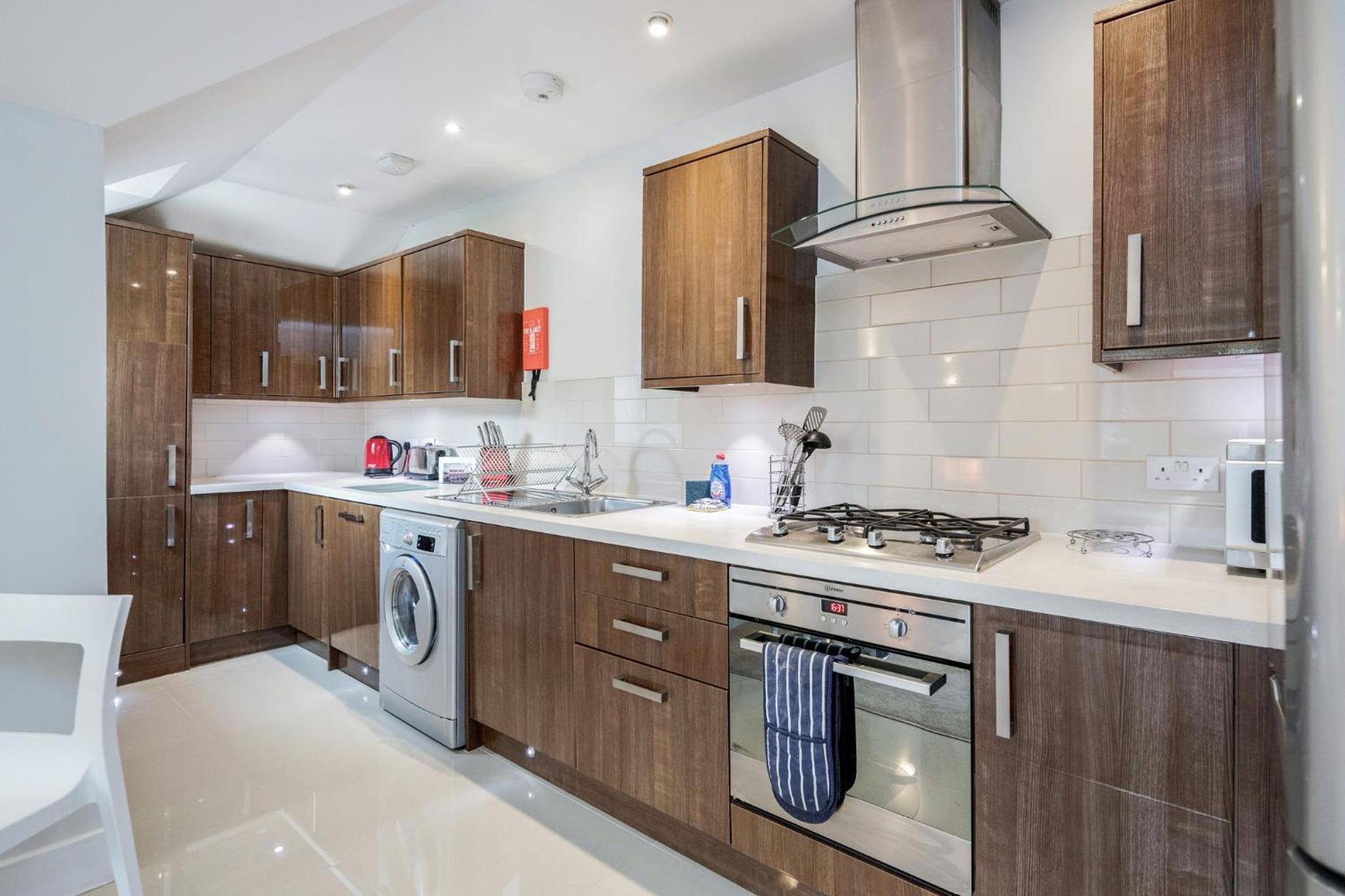 Roomspace Serviced Apartments - Lomond Court
