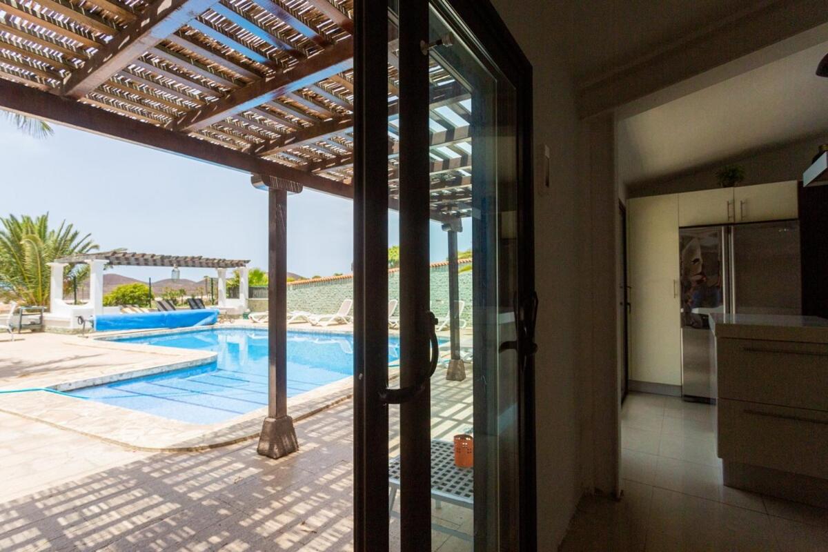 La Quinta Heights -6 bed villa-private pool