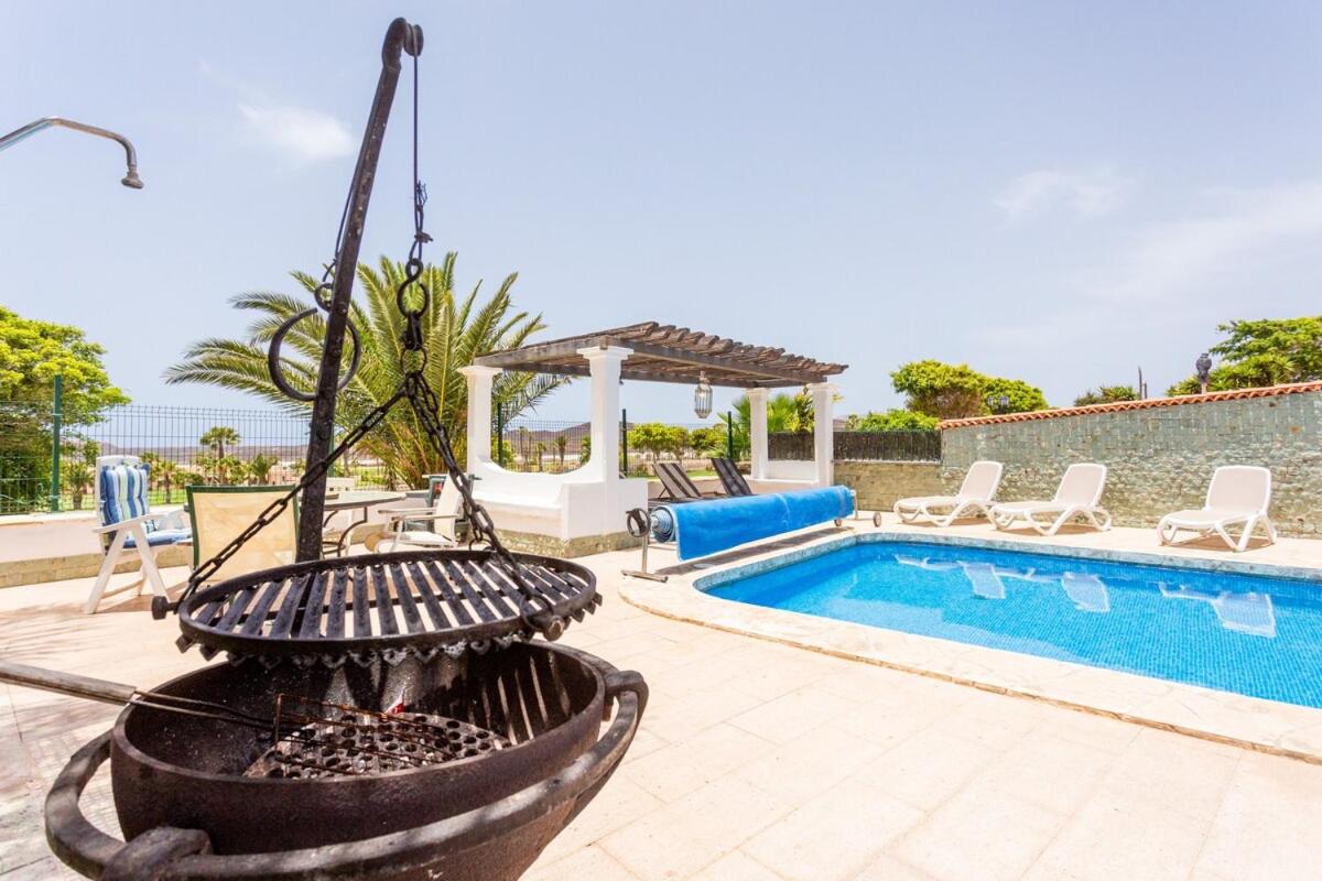 La Quinta Heights -6 bed villa-private pool
