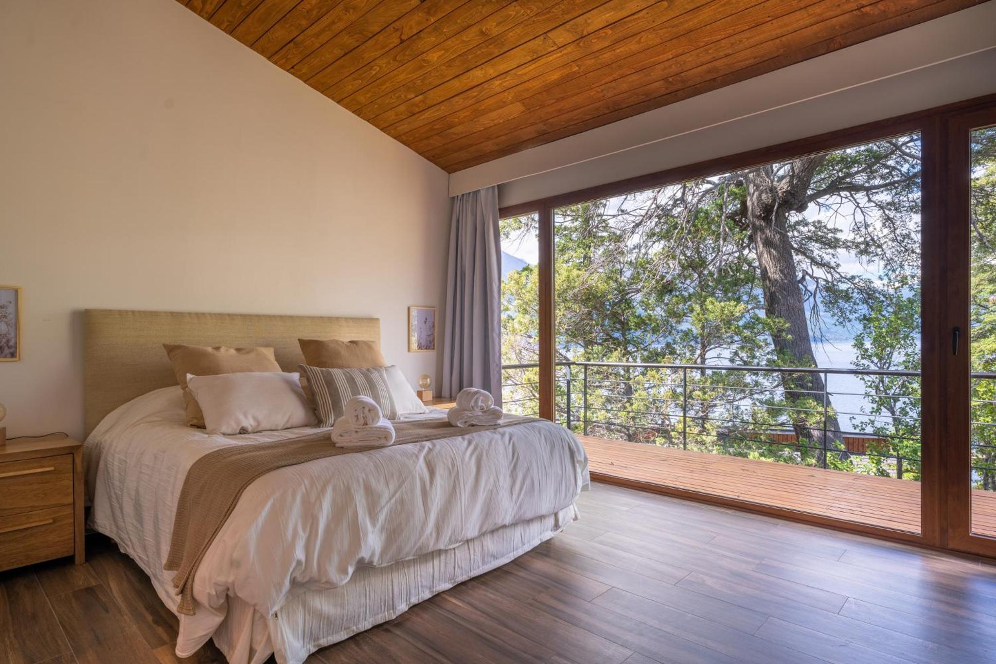 Peñon de Arelaquen Suites del Lago Bariloche 2B