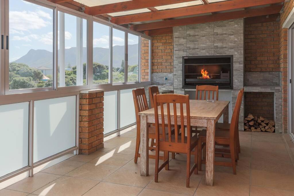 Seabreeze by Top Destinations Rentals view 2