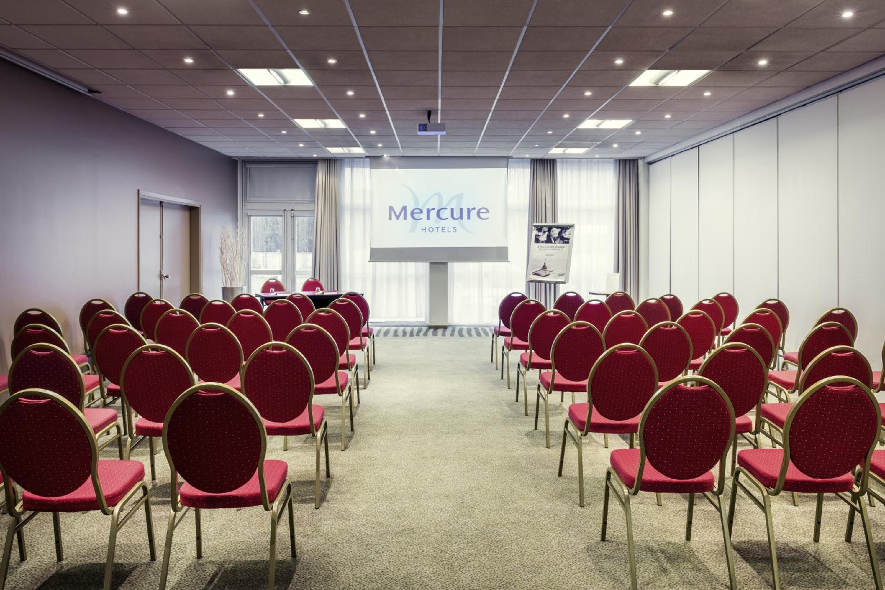 Le Blanc-Mesnil Vacations - Mercure Paris Le Bourget Aeroport - Property Image 12