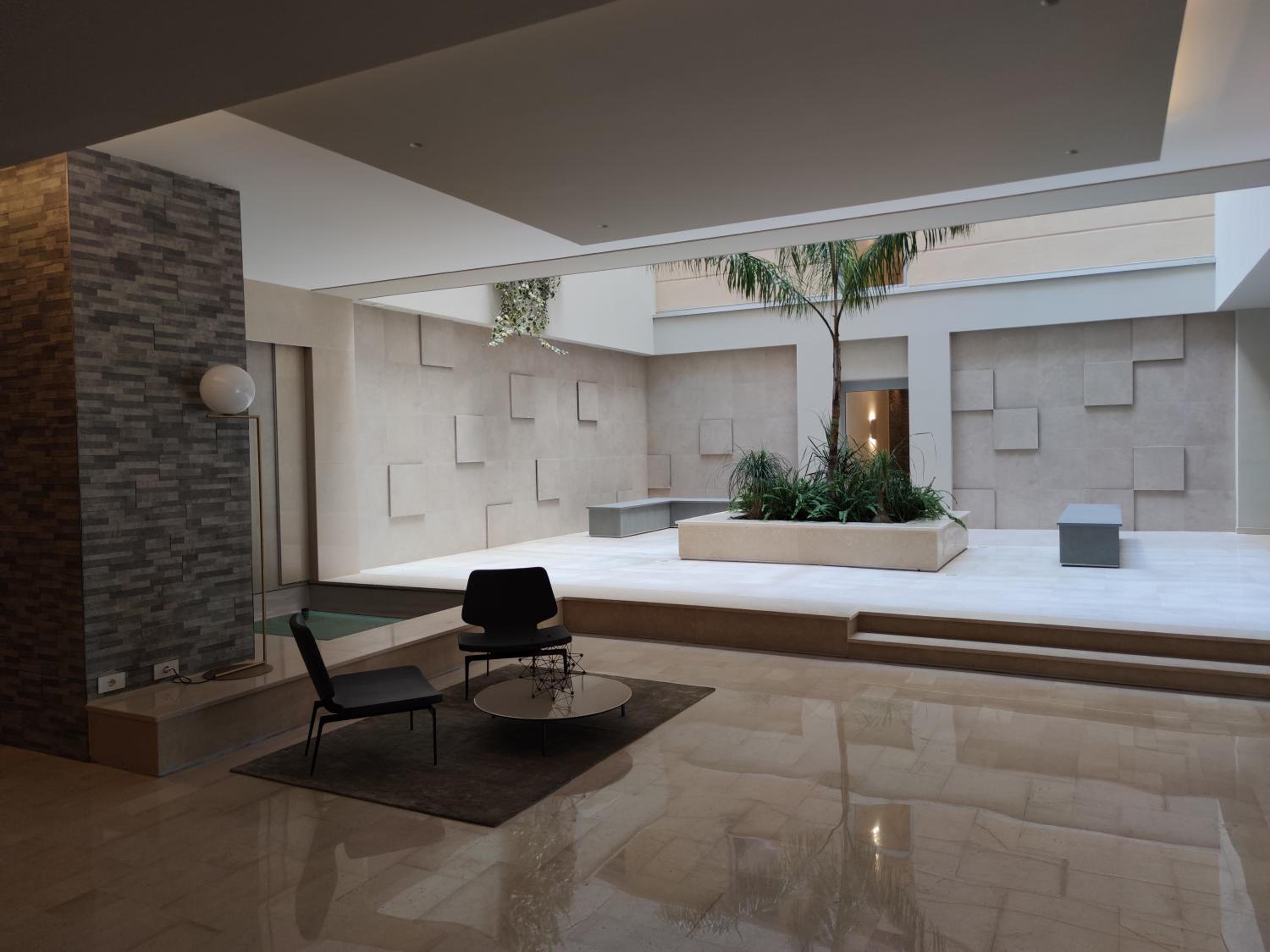 The Rabbit Hole photo 4