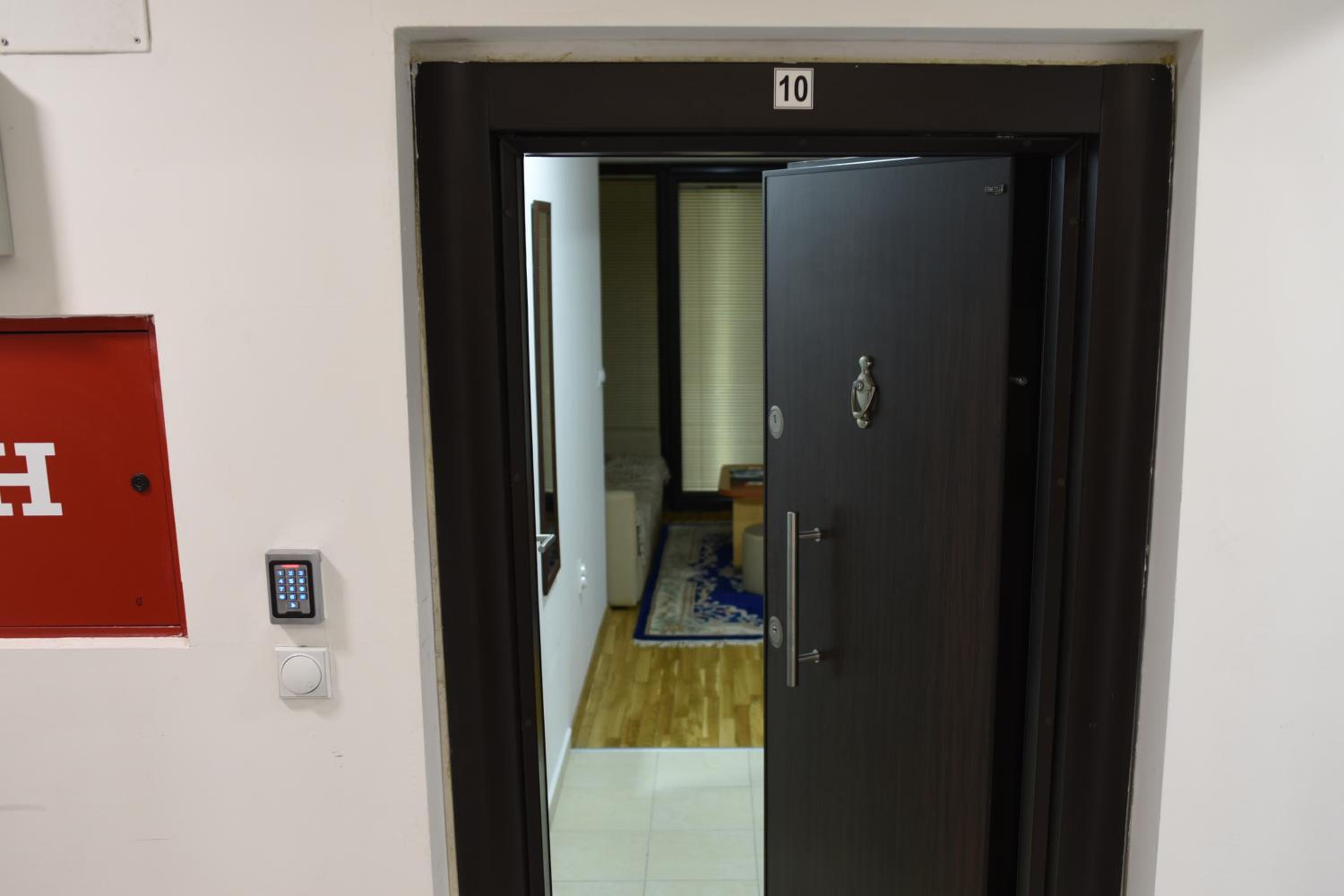 Photo 7