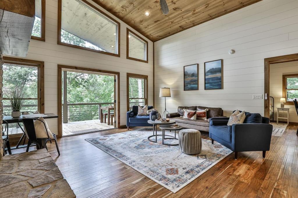 NEW Modern Cabin! 2 Large Decks, Hot Tub, Sleeps 8 view 5