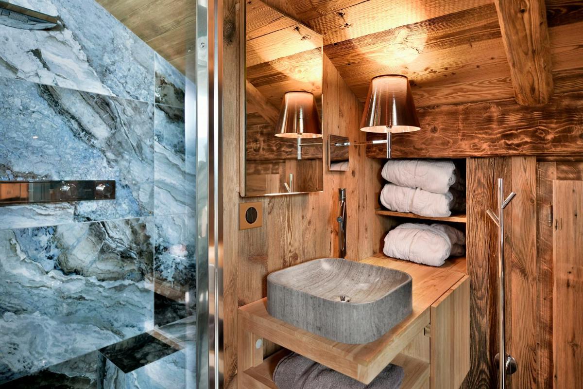 CHALET LES CERISES Jacuzzi, Sauna, Hammam, Cinéma