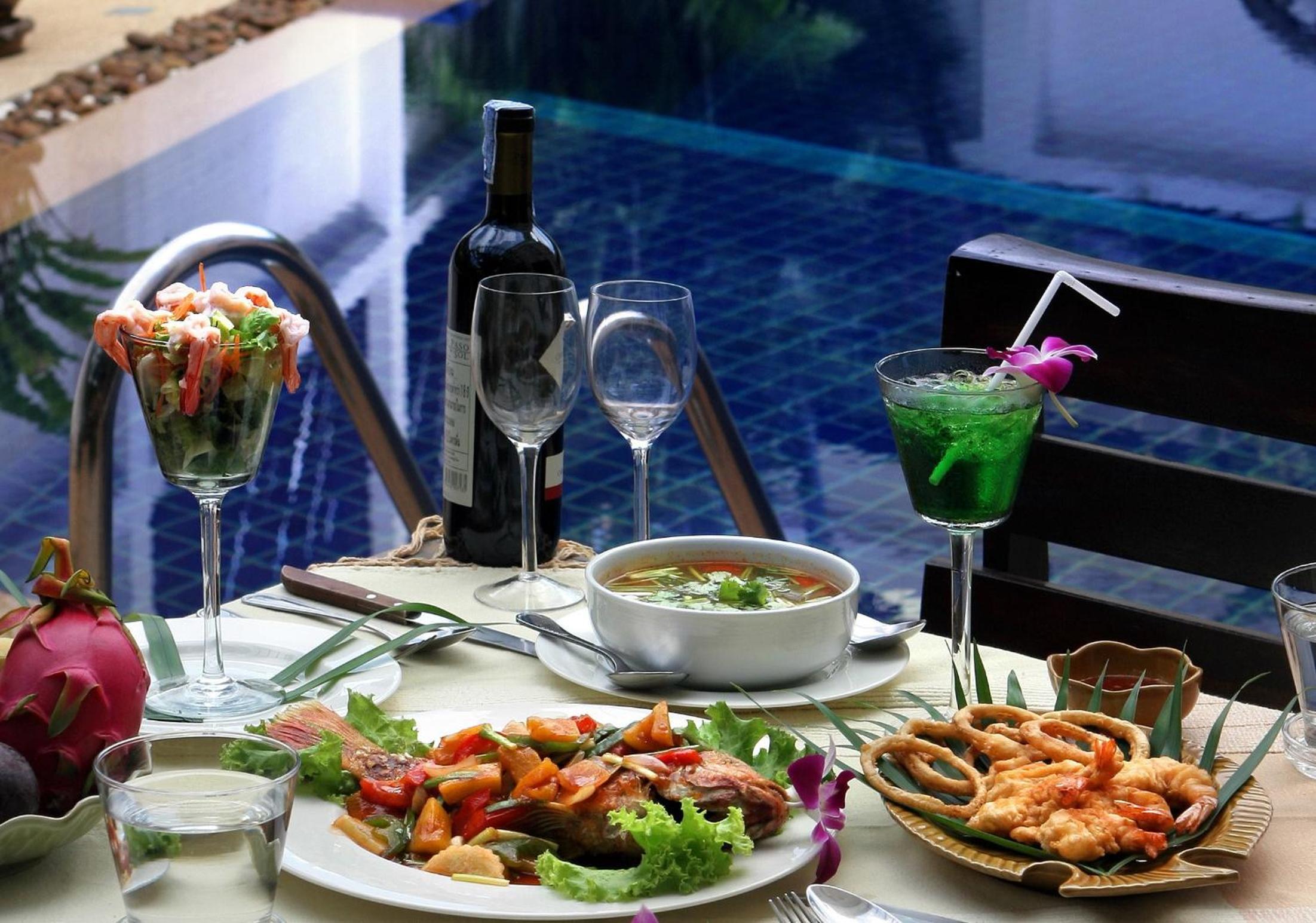 dining