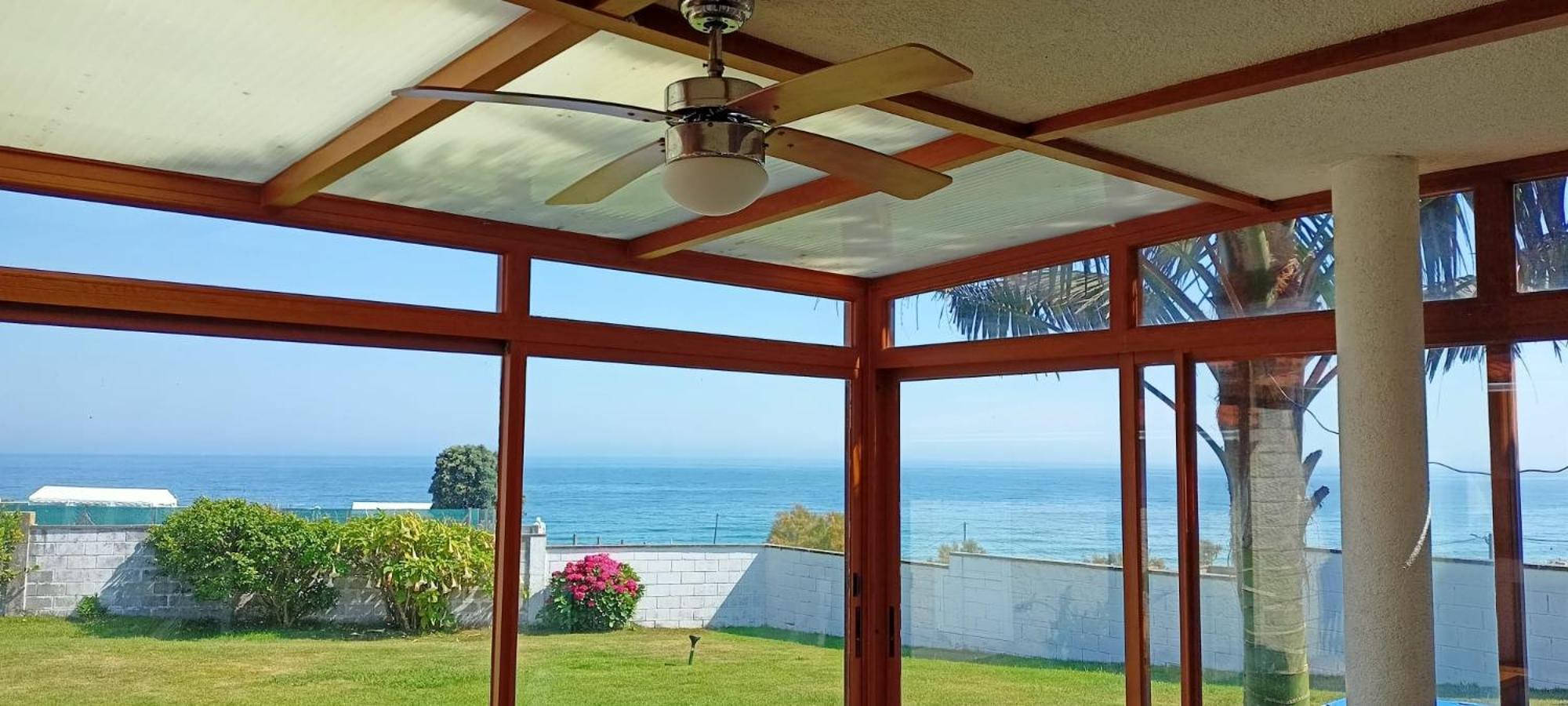 CASA EN PLAYA DE RAZO CON JARDIN Y VISTAS AL MAR view 3