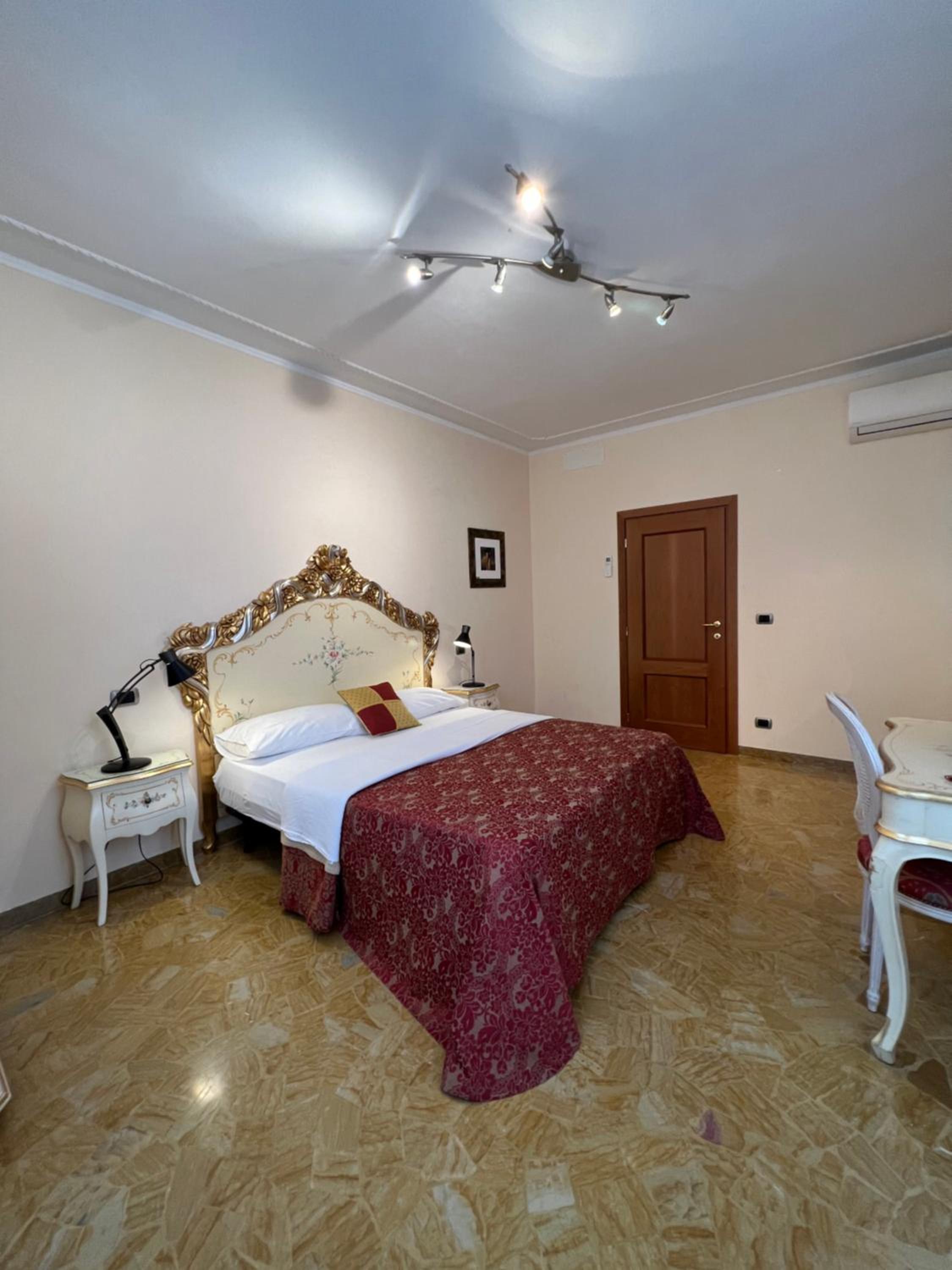 Venice Inn
