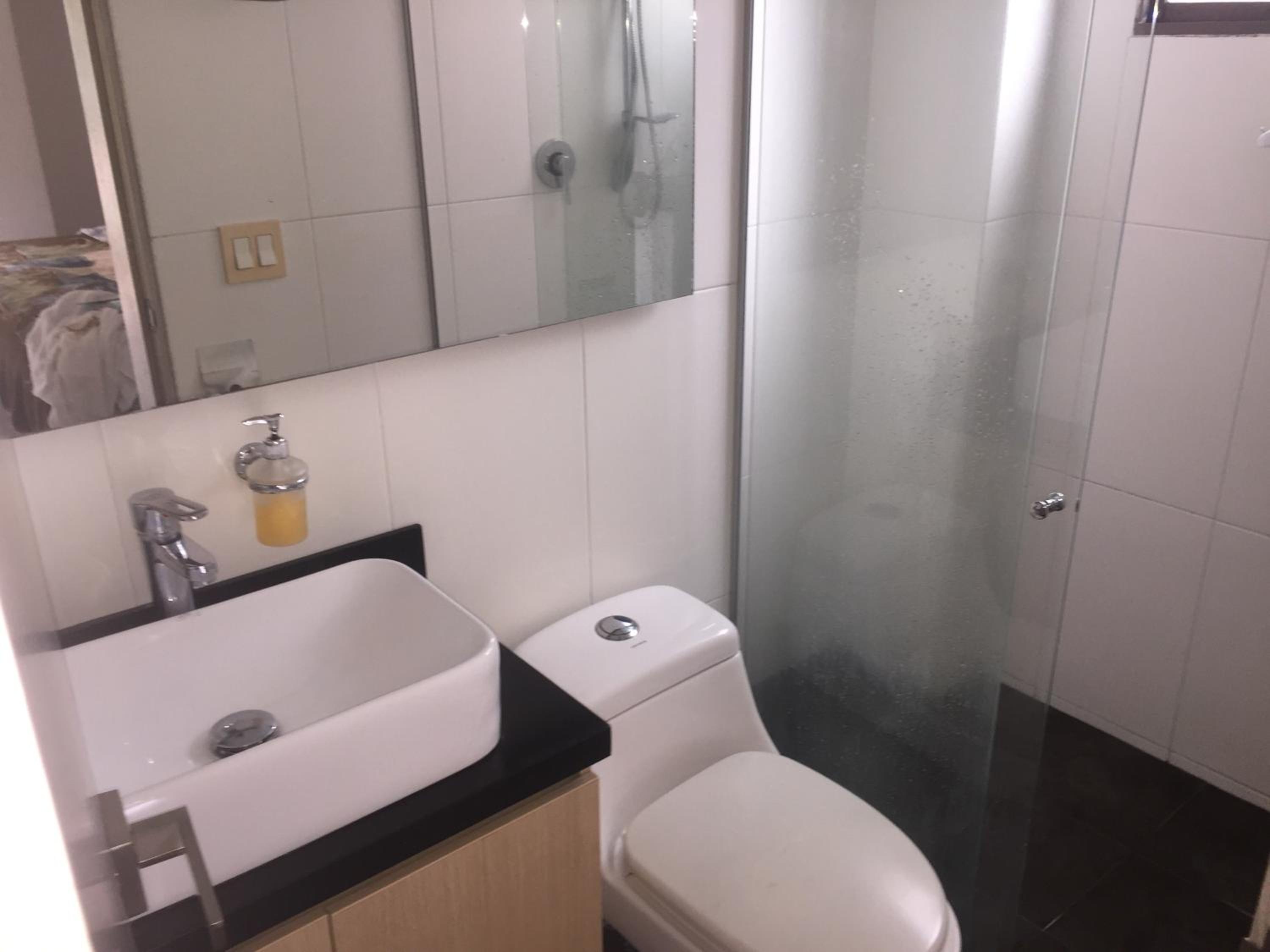 Apartamento cómodo , grande en Poblado Medellín