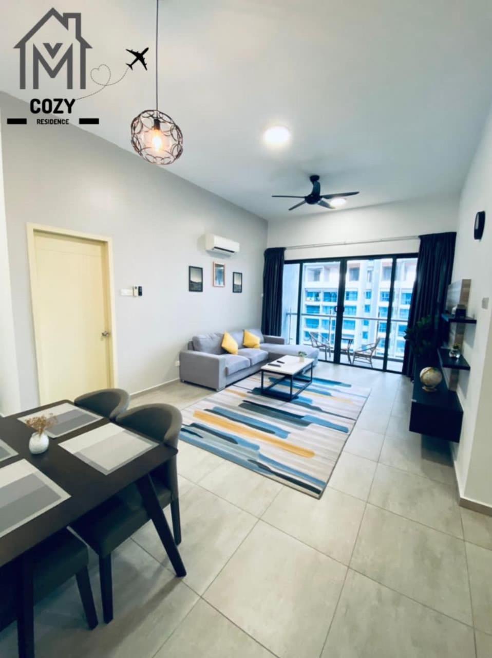 Atlantis Premium 4-10pax/5 mins to Jonker St/ Pool photo 5