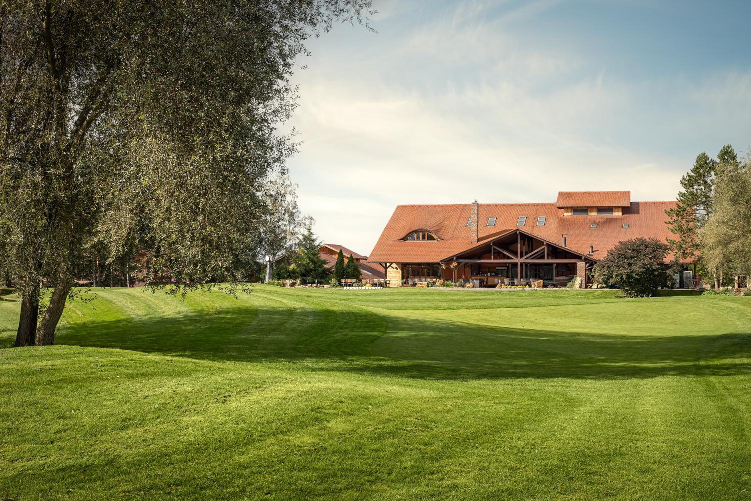 Hotel Golf & Spa Kunětická Hora