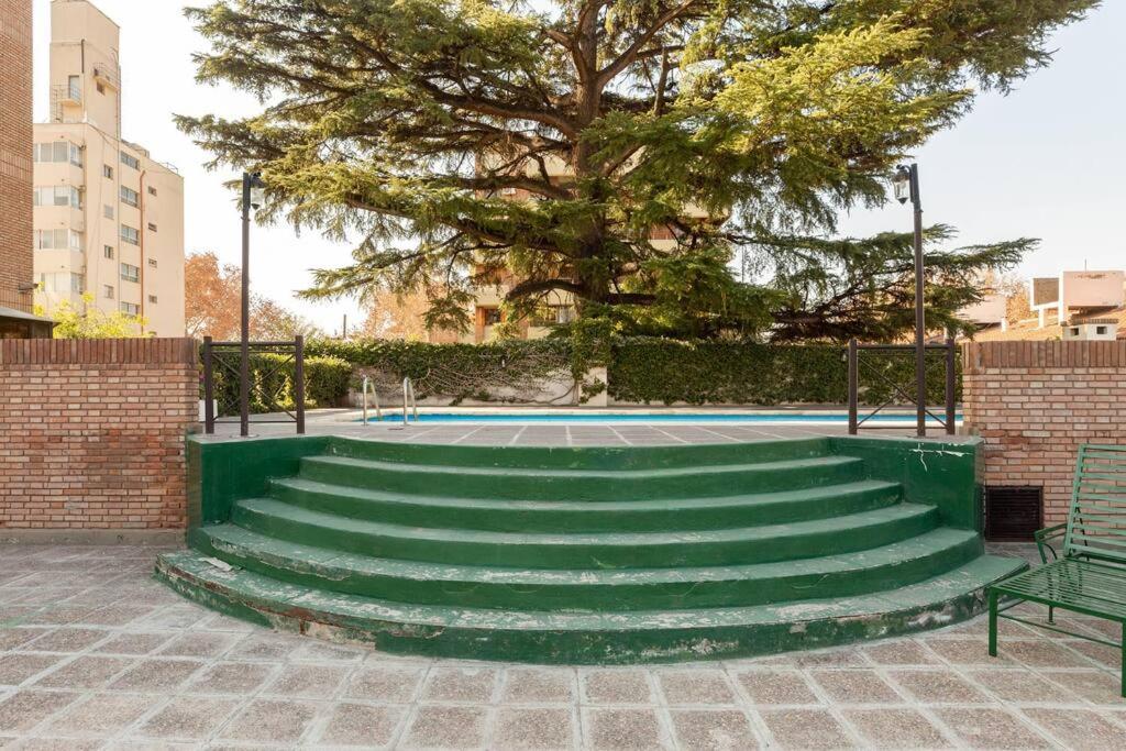 Piso frontal en la mejor calle de Mendoza!