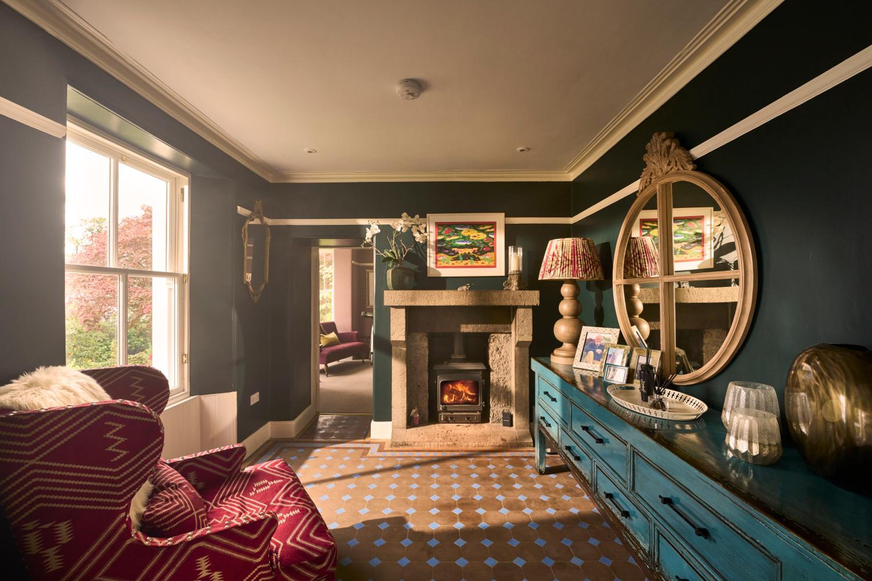 Hazelbank, sleeps 10, on the shores of Loch Fyne view 3