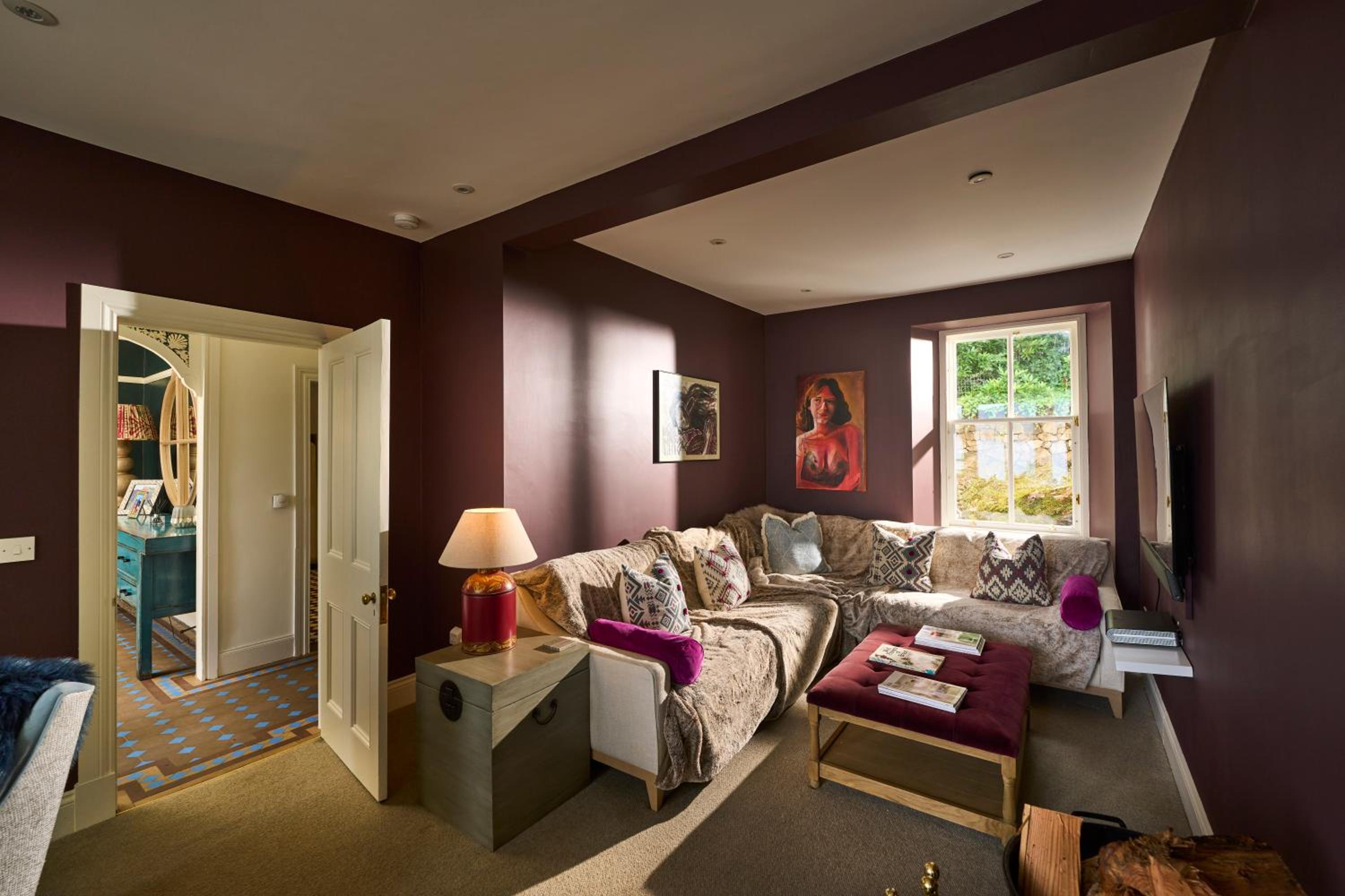 Hazelbank, sleeps 10, on the shores of Loch Fyne view 5