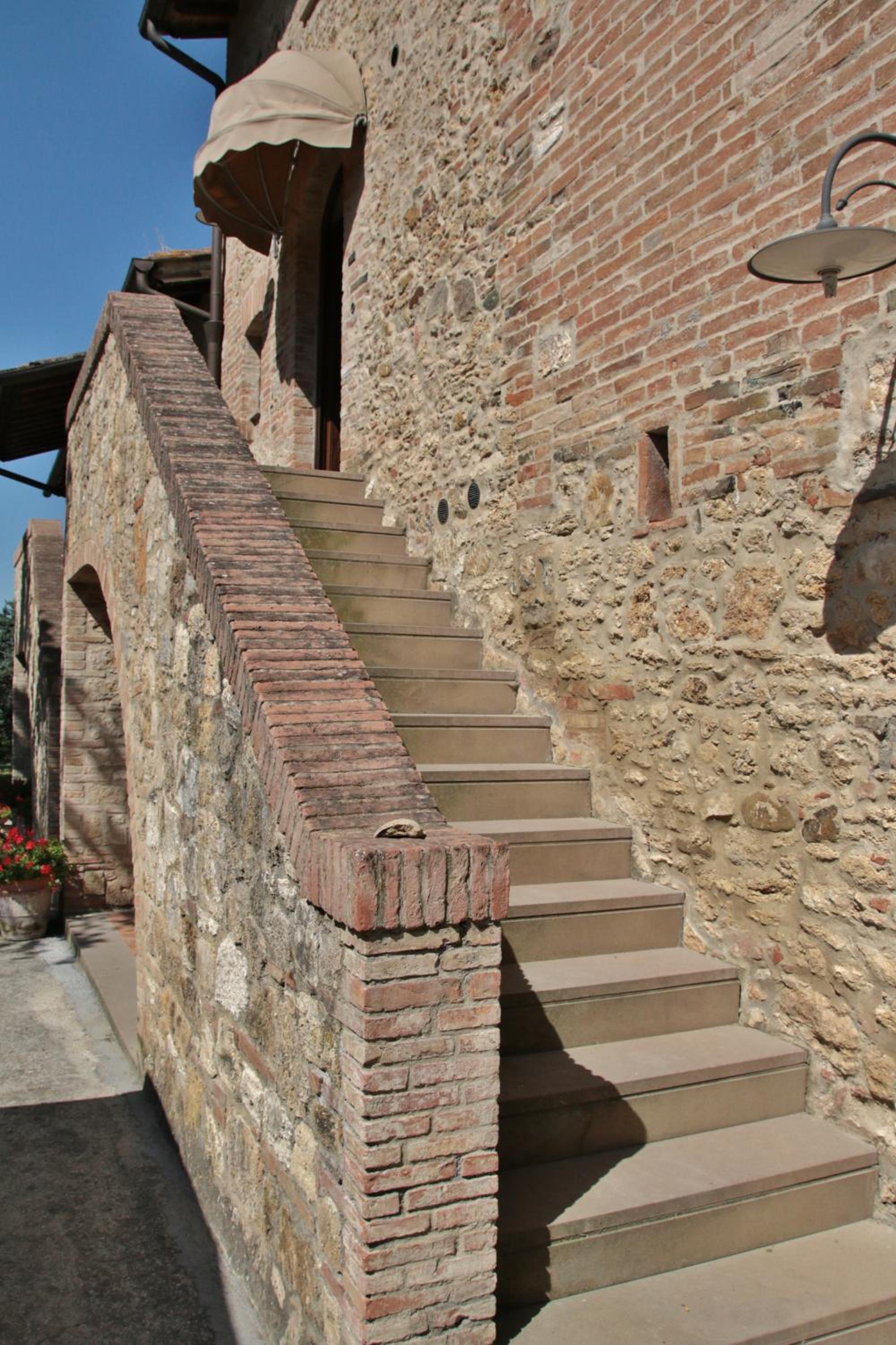 Azienda Agricola e Agriturismo Vallorsi