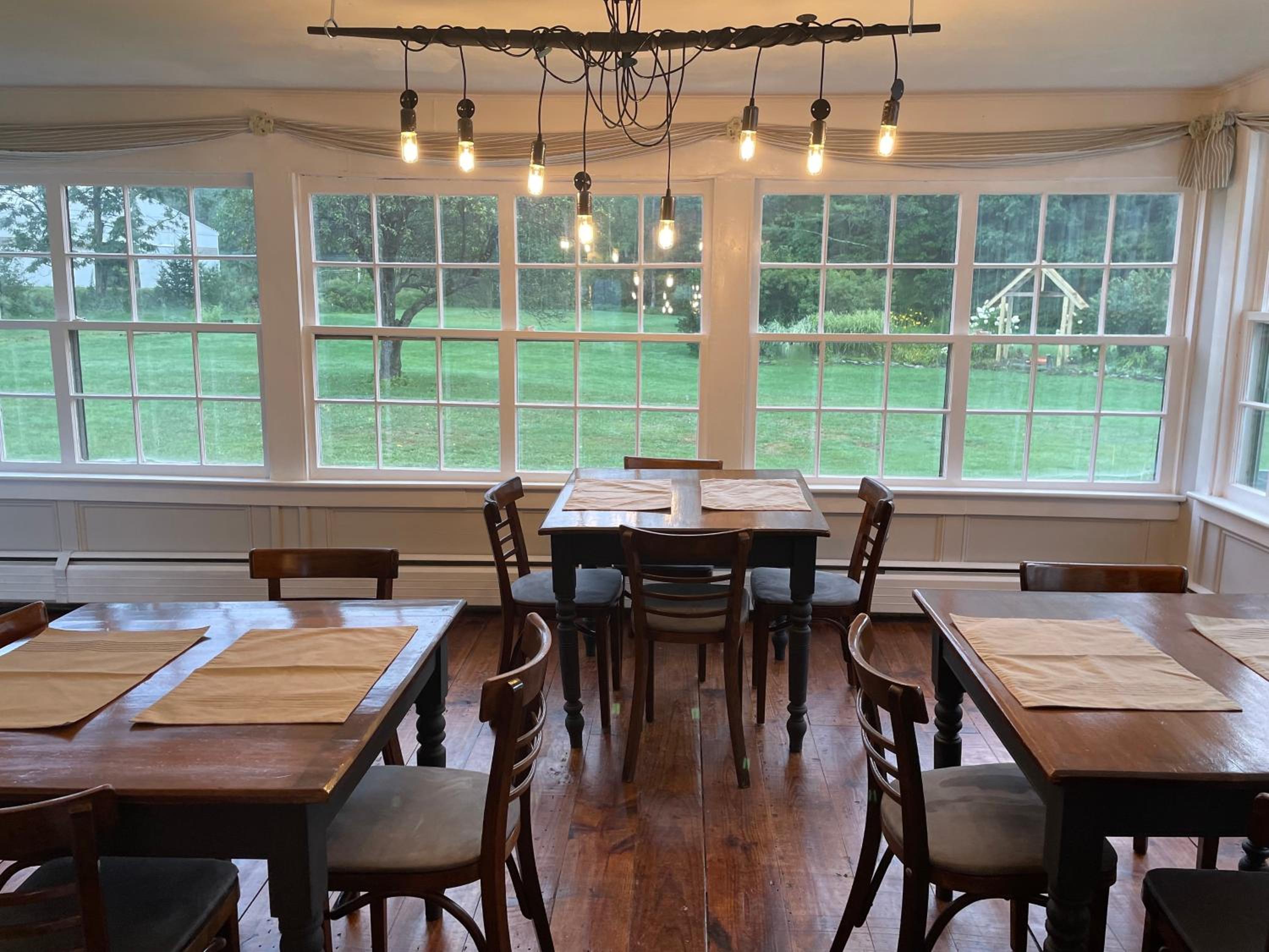 Stone Hearth Inn and Eatery