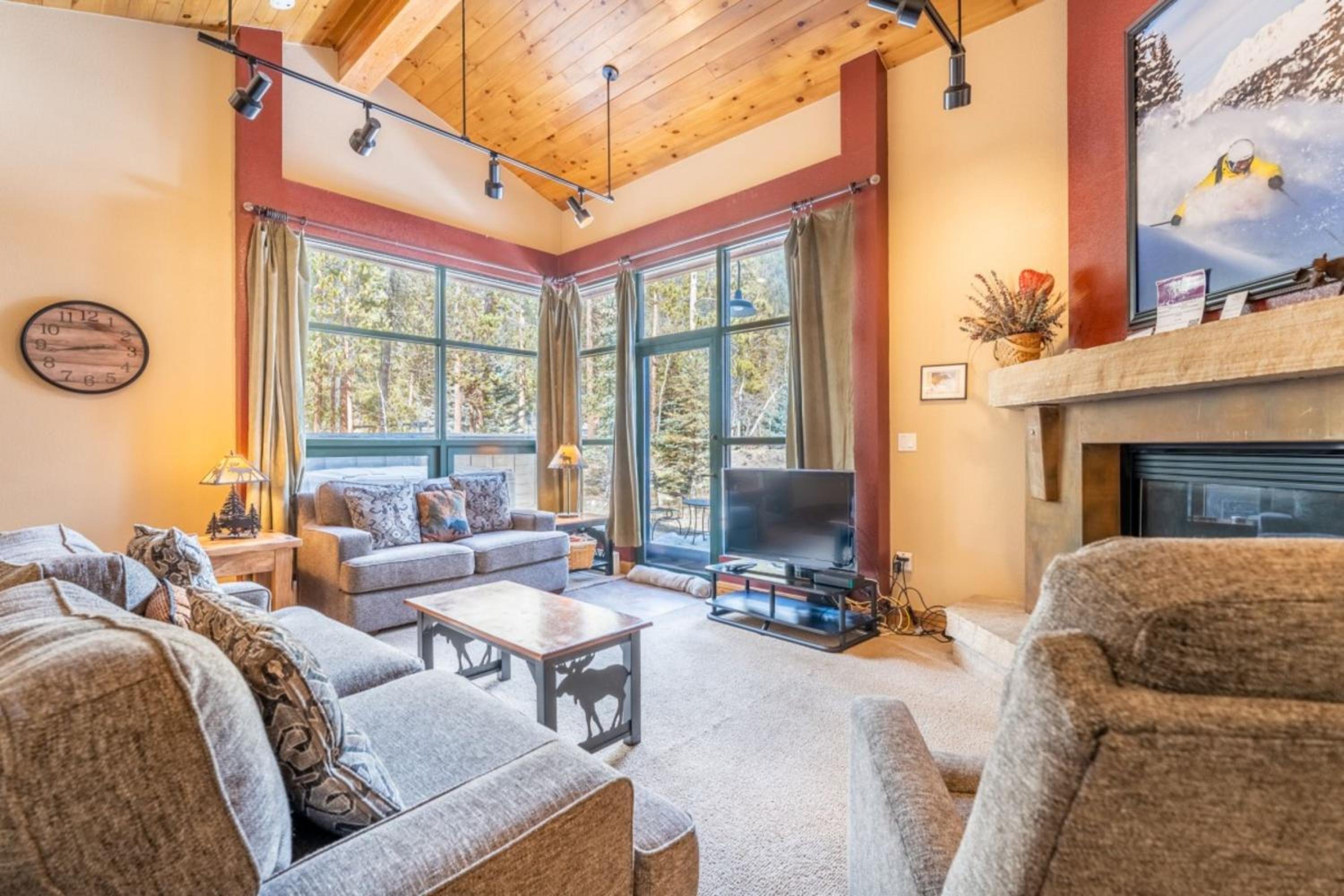 Ski Tip by Summit County Mountain Retreats view 3