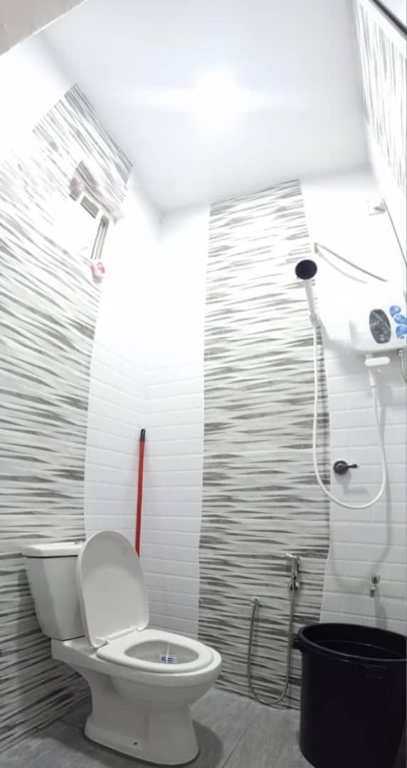 Ainaz Homestay Balik Pulau photo 7