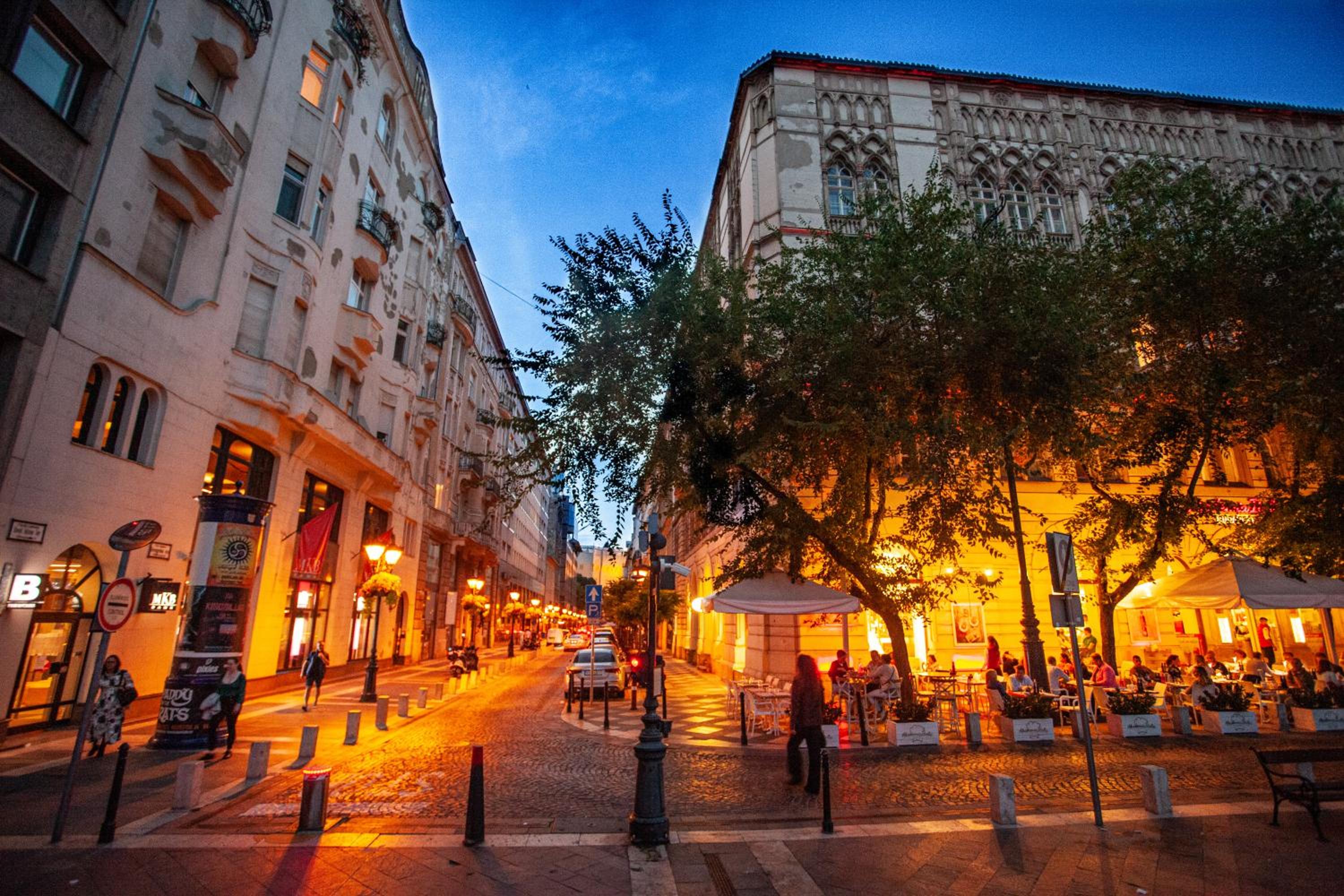 Basilica -Quiet, Privat, Balcony, the best area