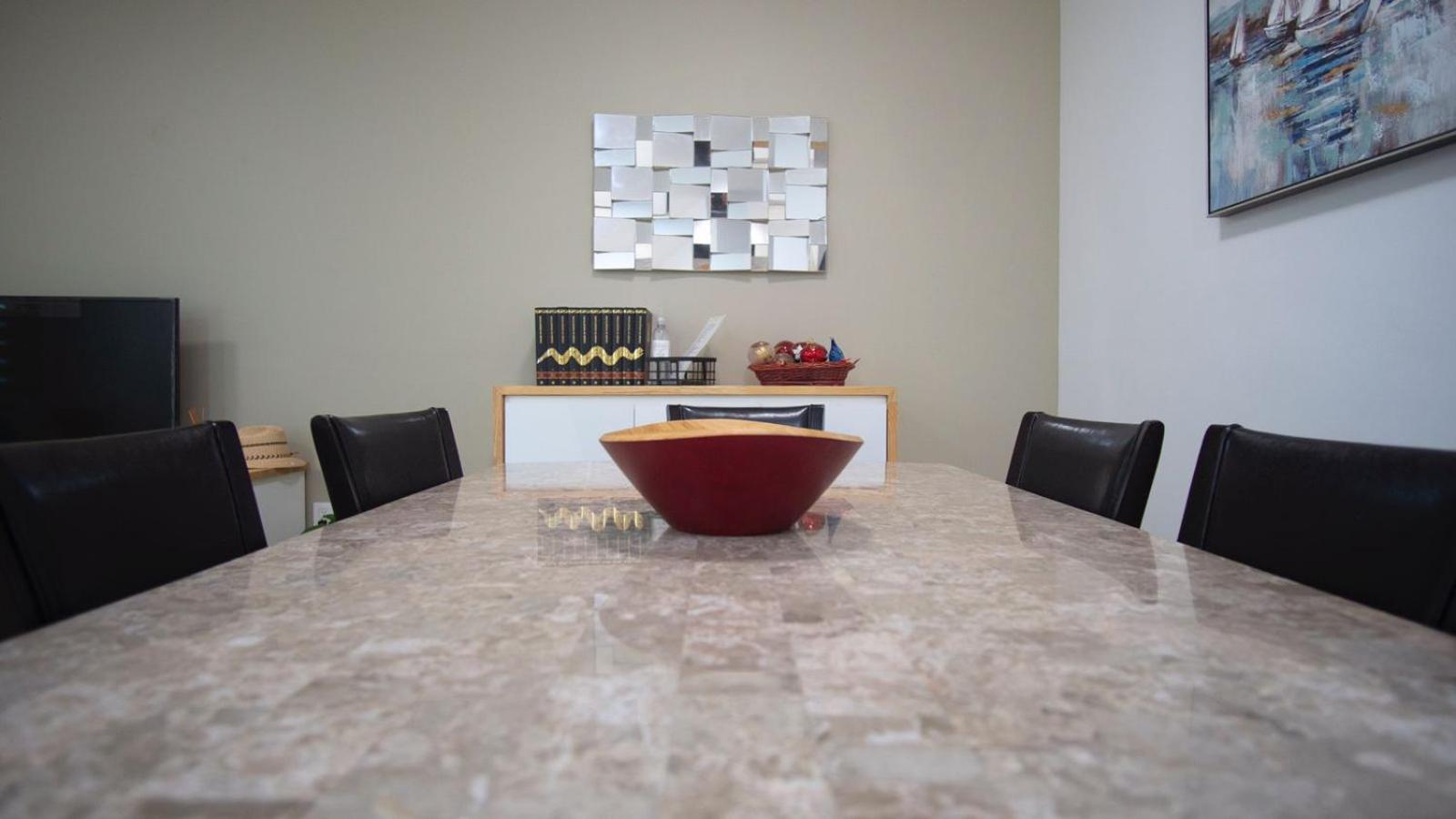 Hotel Shanarani Apartament - Image 1