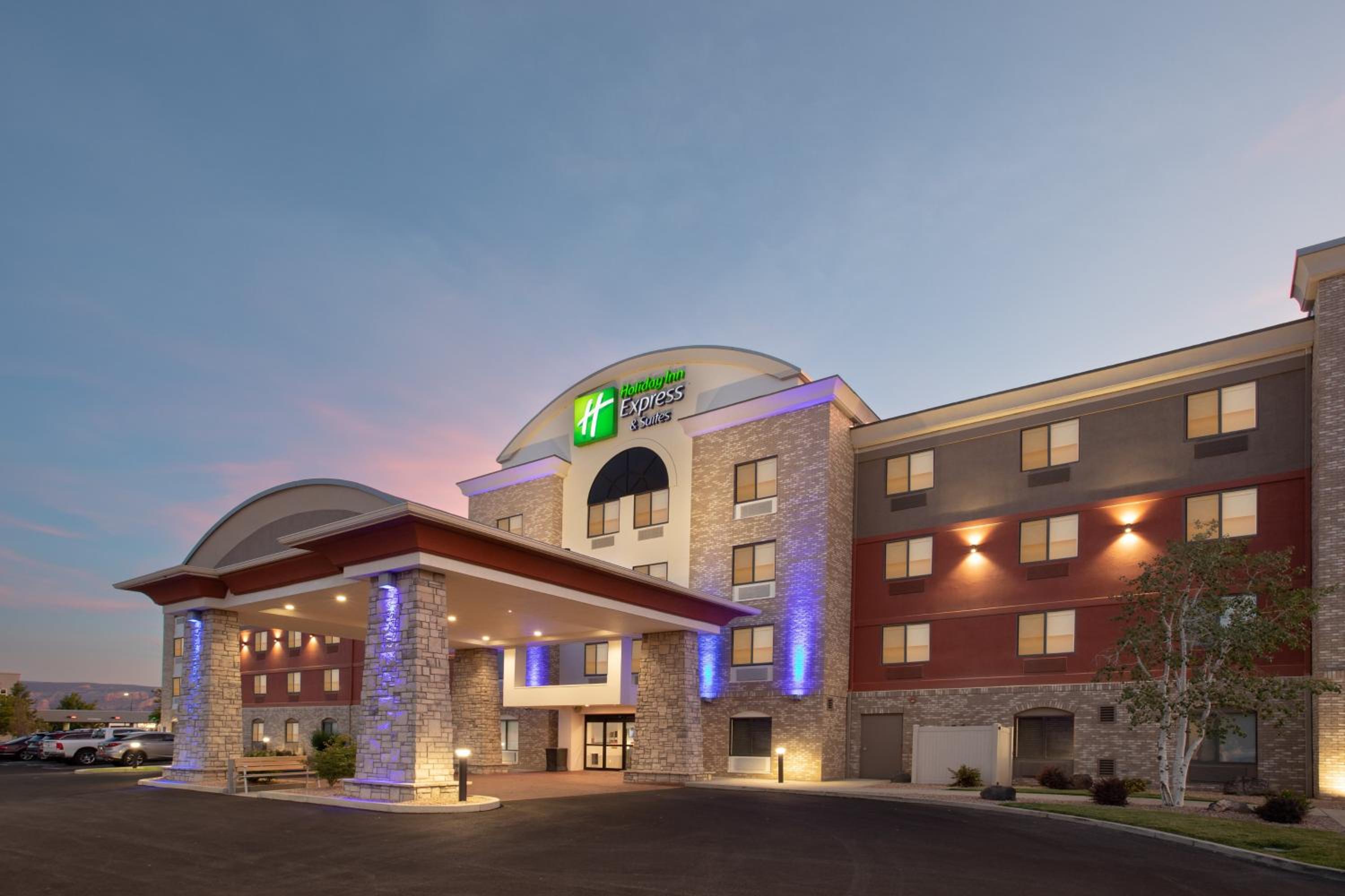 Hotel Holiday Inn Express Hotel & Suites Grand Junction, an IHG Hotel - Image 1