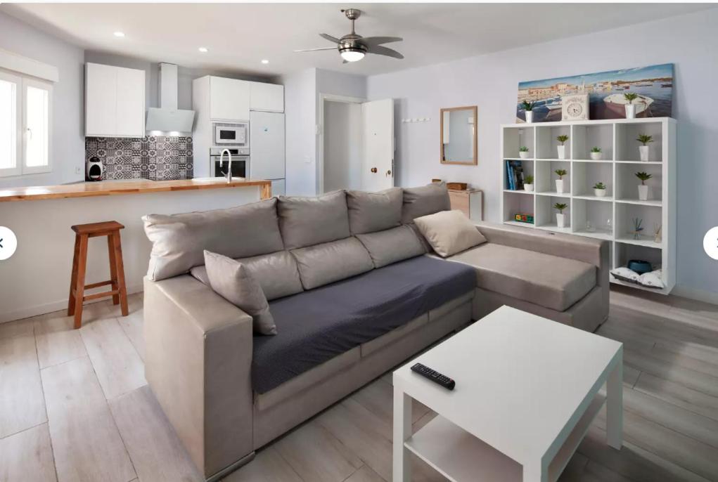 APARTAMENTOS LOLITALOLA HOLIDAYS