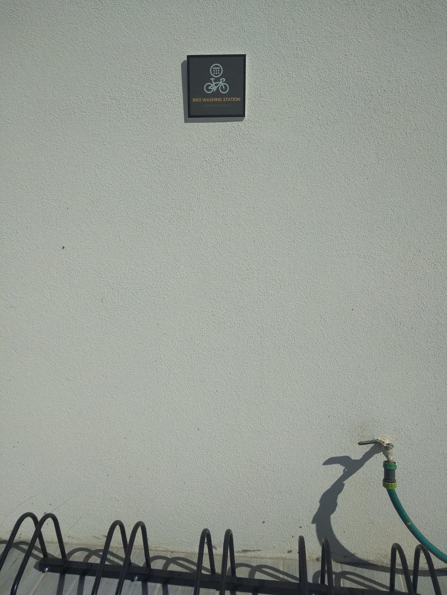 Photo 33