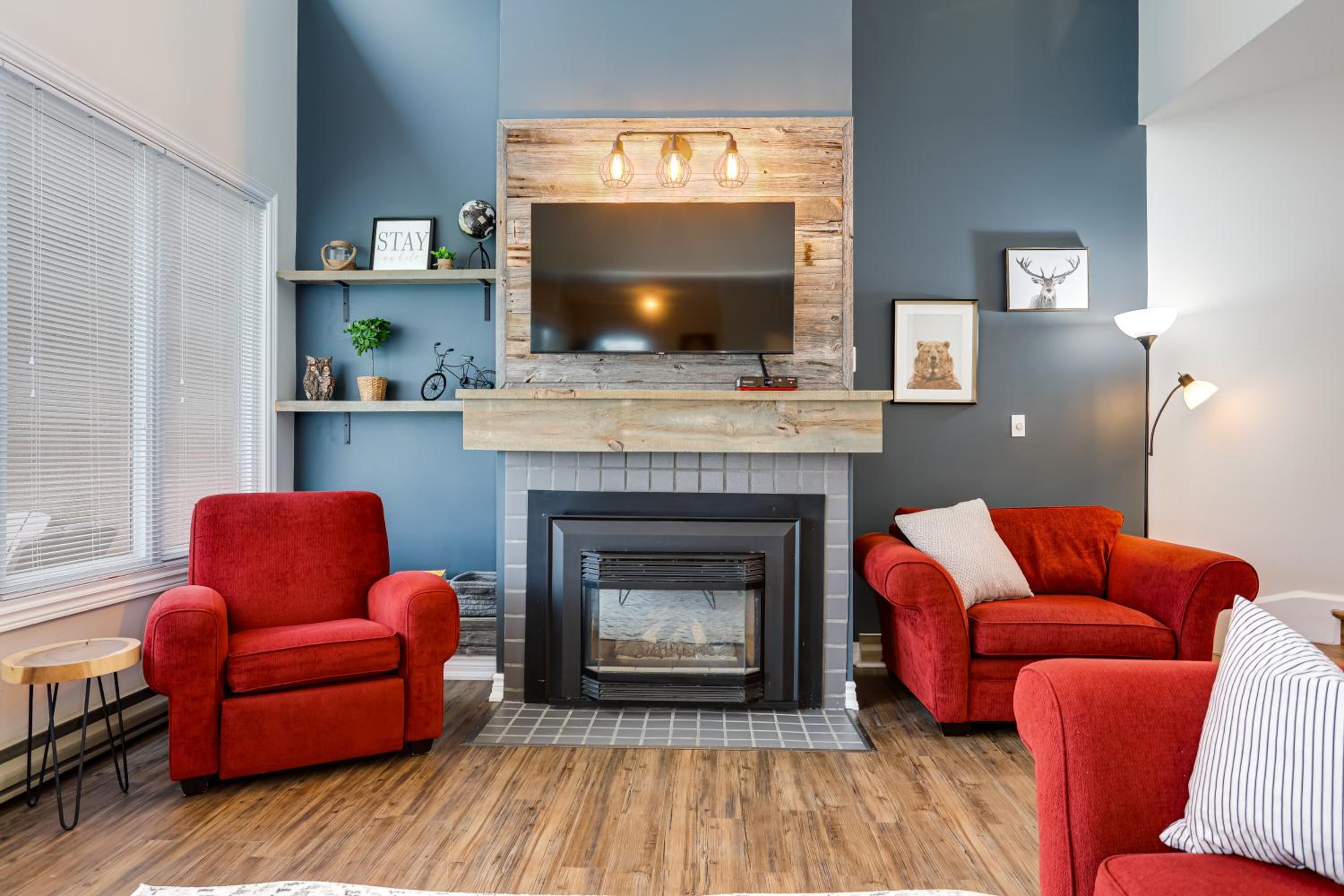 Wintergreen Retreat with Private Sauna & Patio 82291