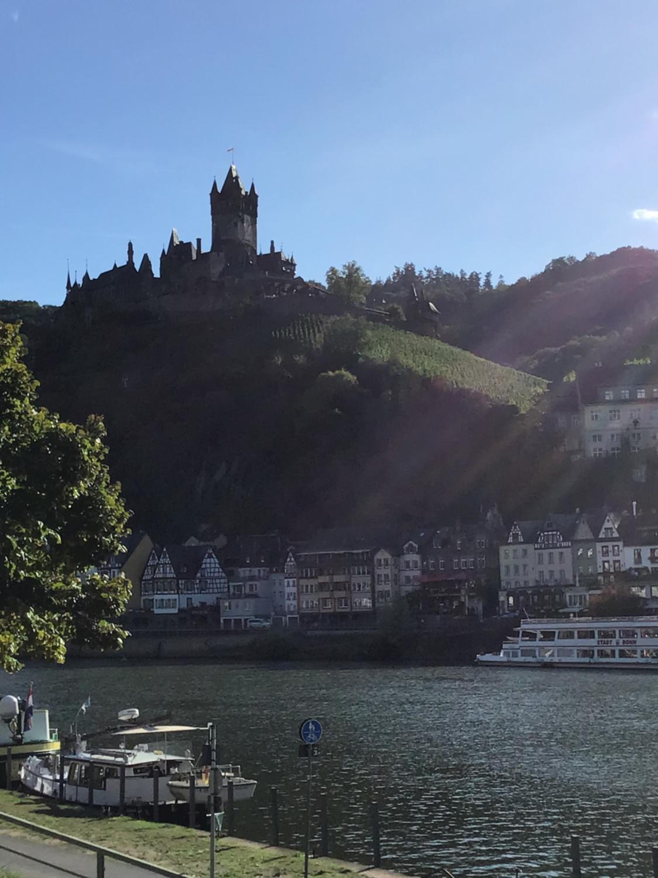Attraktive Wohnung-Elztalidyll-zwischen Mosel,Nürburgring und Burg Eltz
