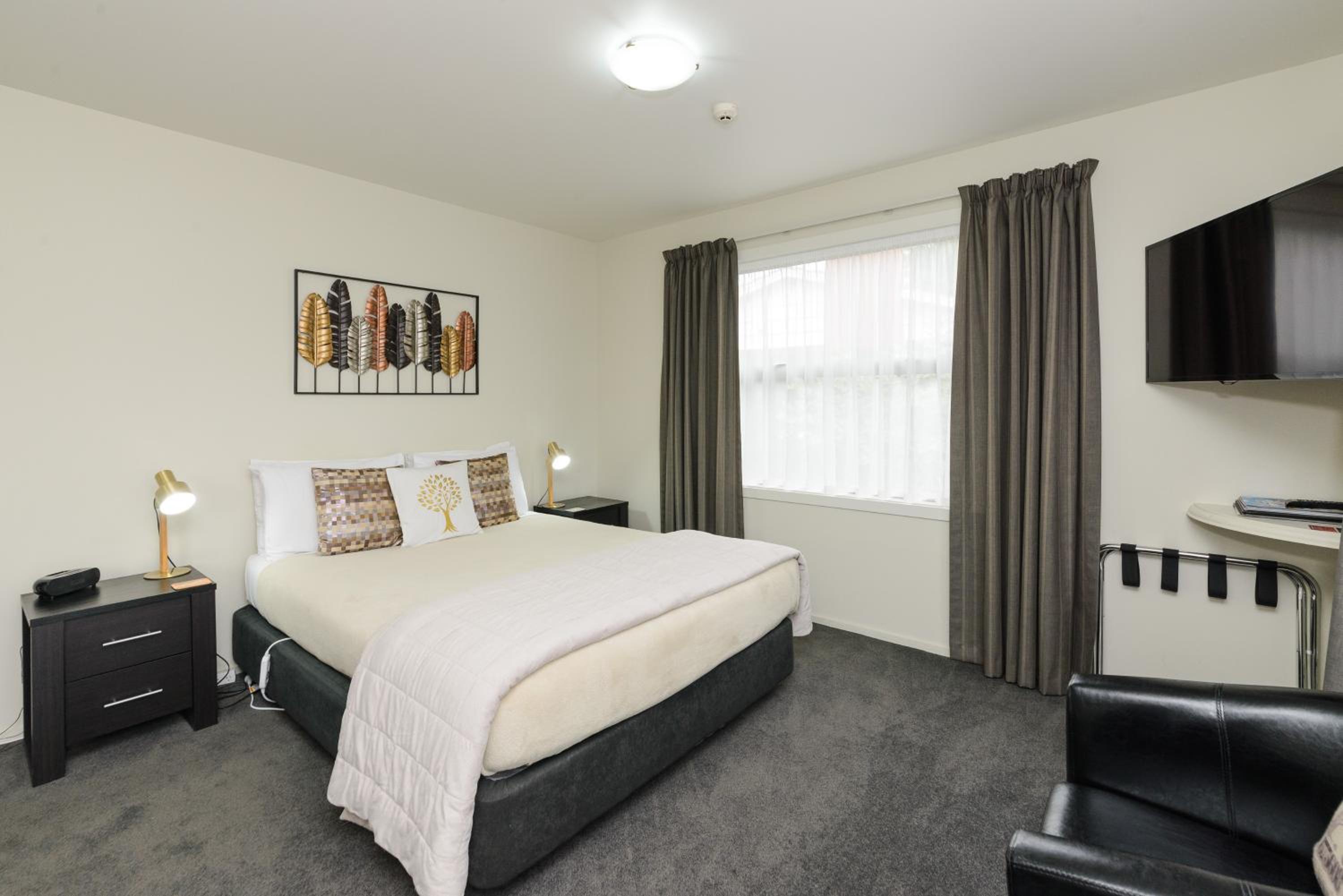 Ellena Court Motel