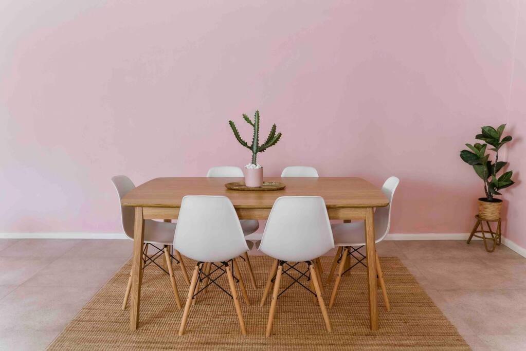Paradise 31 - Pink oasis in the heart of the GC