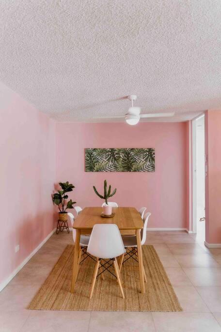 Paradise 31 - Pink oasis in the heart of the GC