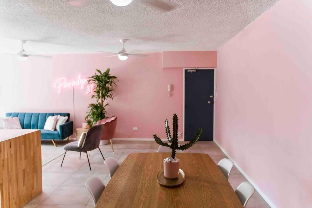 Paradise 31 - Pink oasis in the heart of the GC