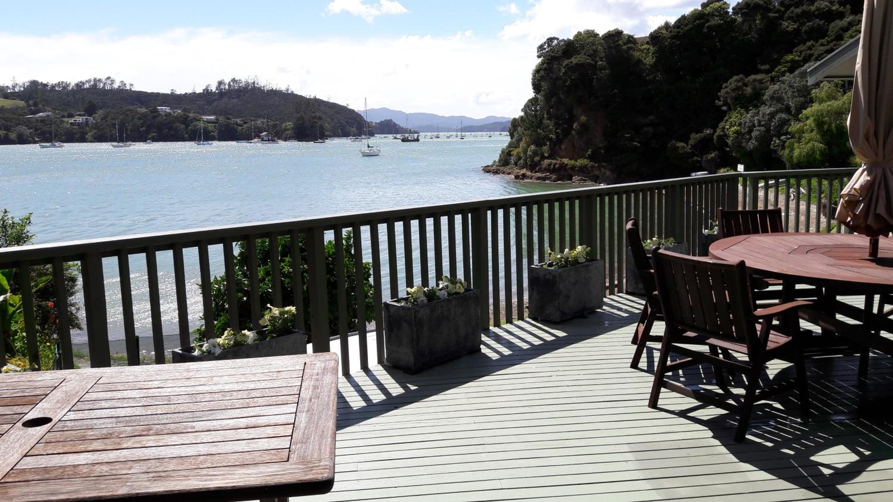 Water's Edge Holiday Home view 5