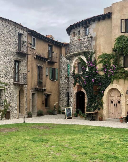 Hotel Increible Loft Completo En Valquirico Con Piscina