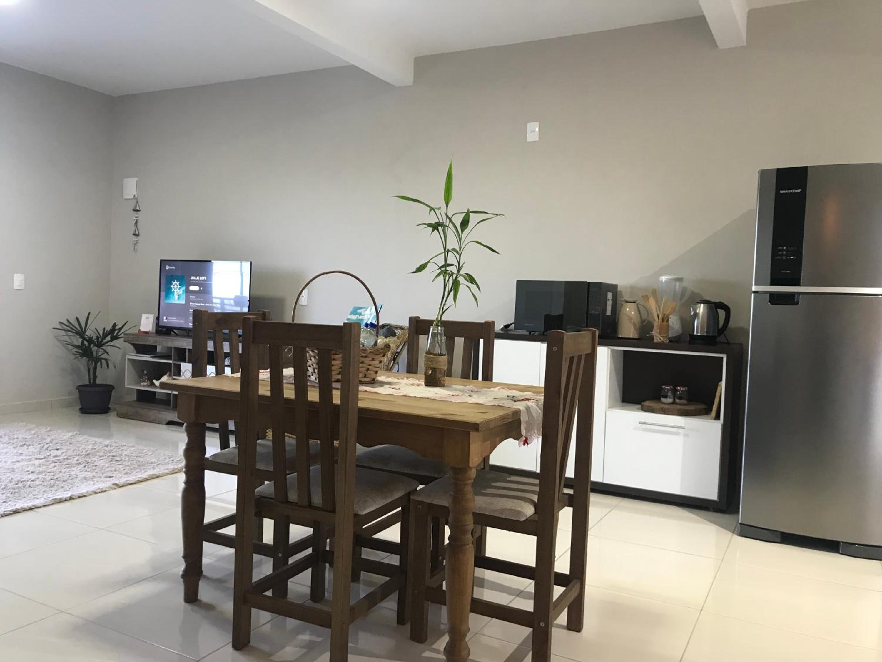 Loft para locação em Calheiros Governador Celso Ramos